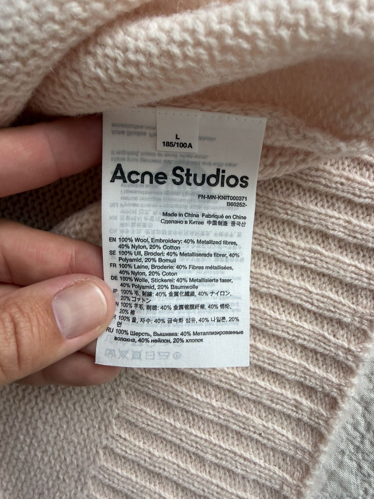 Acne Studios Acne Studios white/pink Sweater Large Size US L / EU 52-54 / 3 - 4 Thumbnail