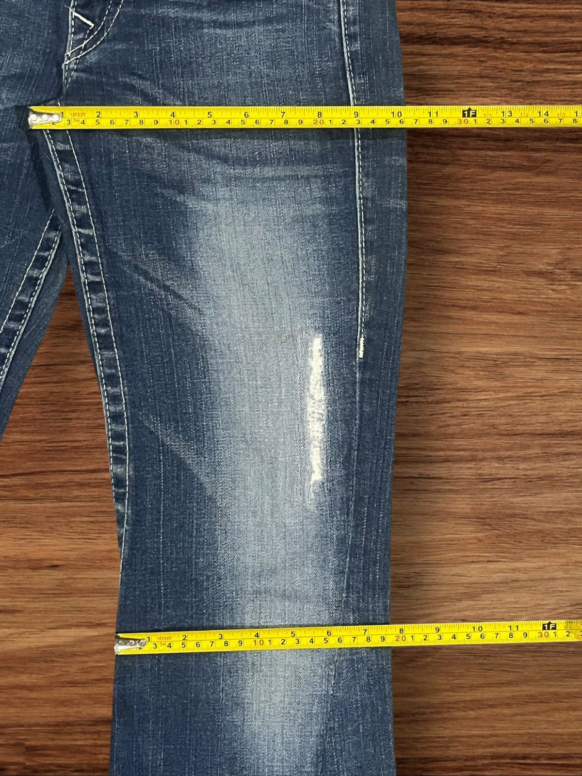 True Religion Vintage True Religion Joey Flare Style Distressed Jeans Size 27" / US 4 / IT 40 - 18 Thumbnail