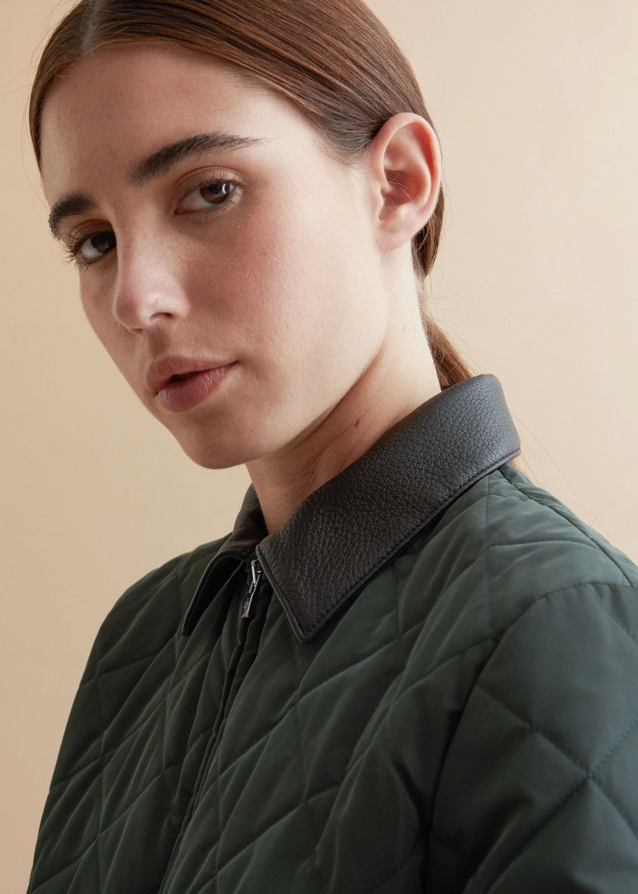 o1srvl11e0424 Jacket in Black