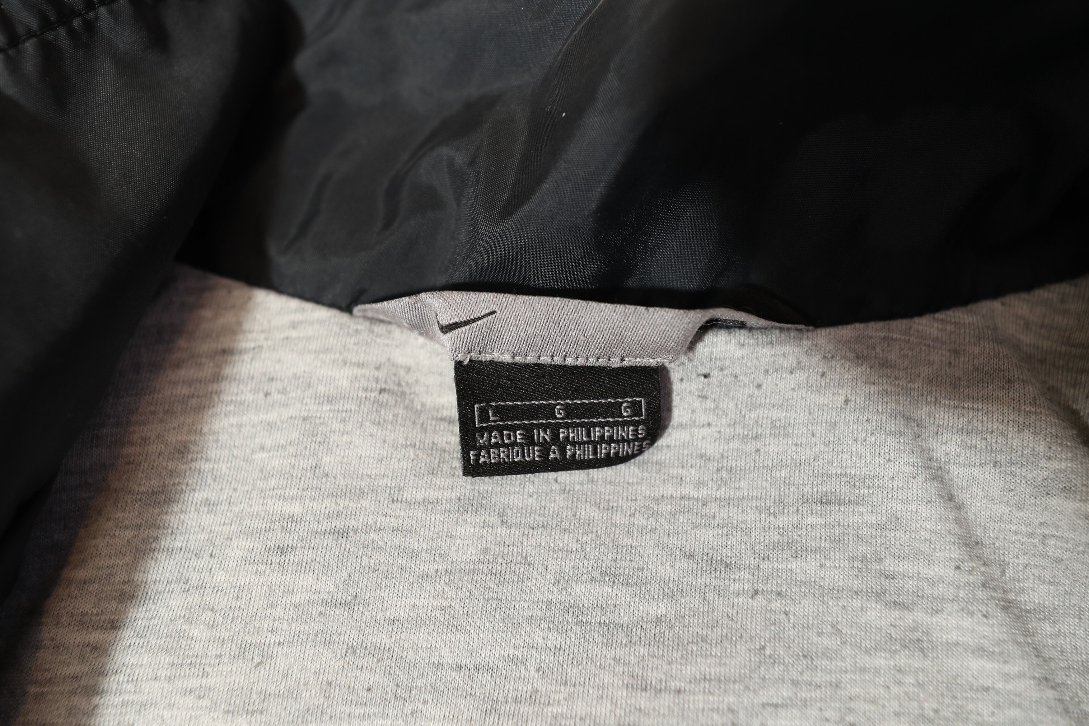 Nike Vintage Nike Y2K Zip Up Track Jacket (L) Size US XL / EU 56 / 4 - 11 Thumbnail