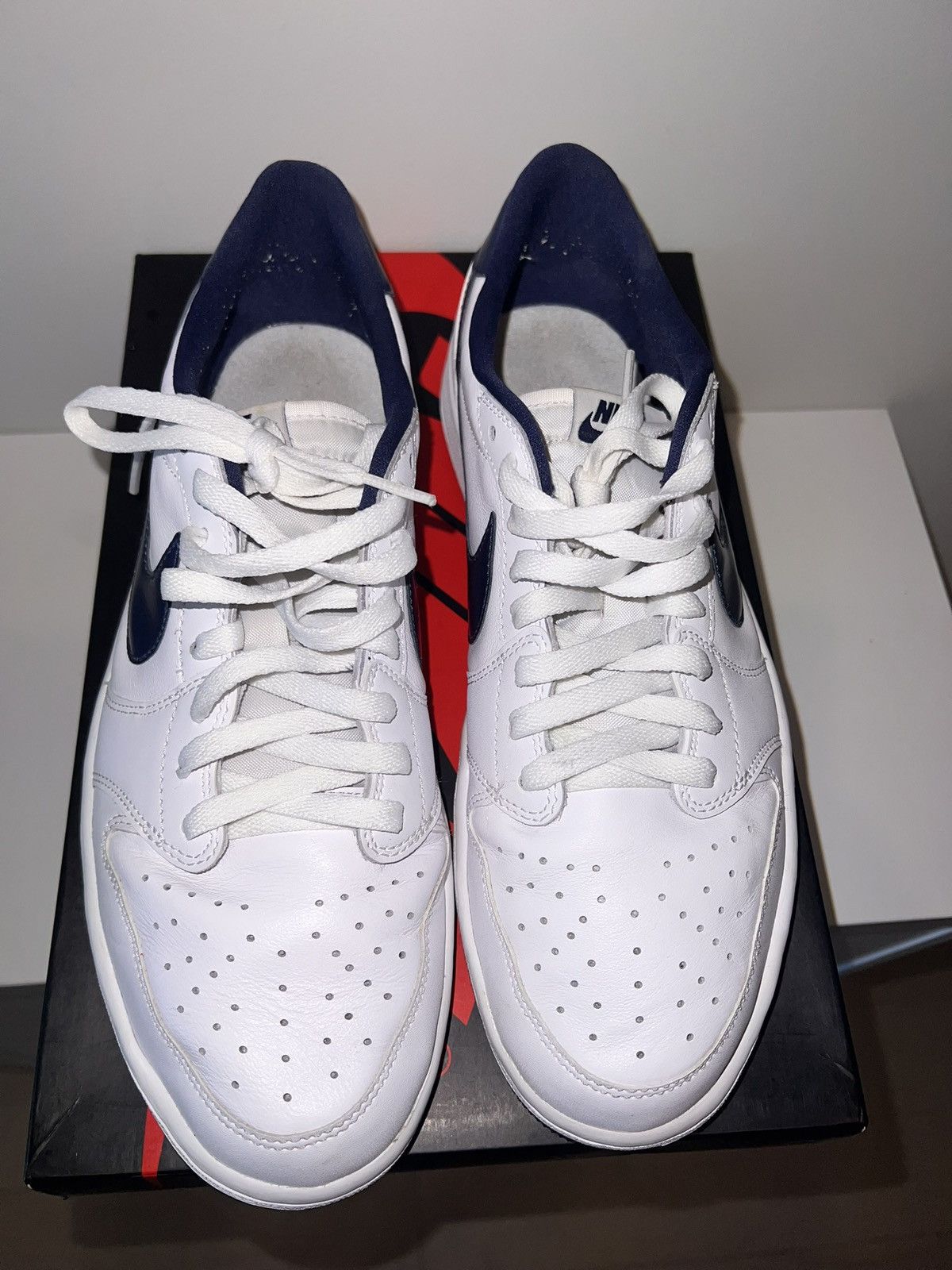 Nike 2016 Nike Air Jordan 1 Retro Low OG White Midnight Navy Size US 11 / EU 44 - 2 Thumbnail