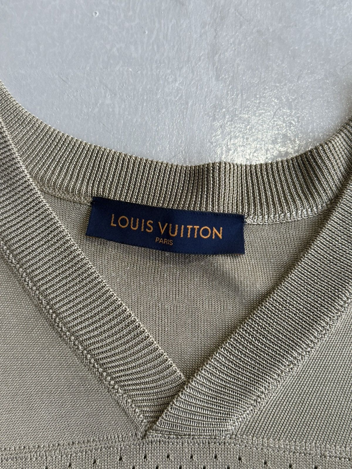 Louis Vuitton Louis Vuitton - Phyton Embroidered Jersey Size US S / EU 44-46 / 1 - 7 Thumbnail