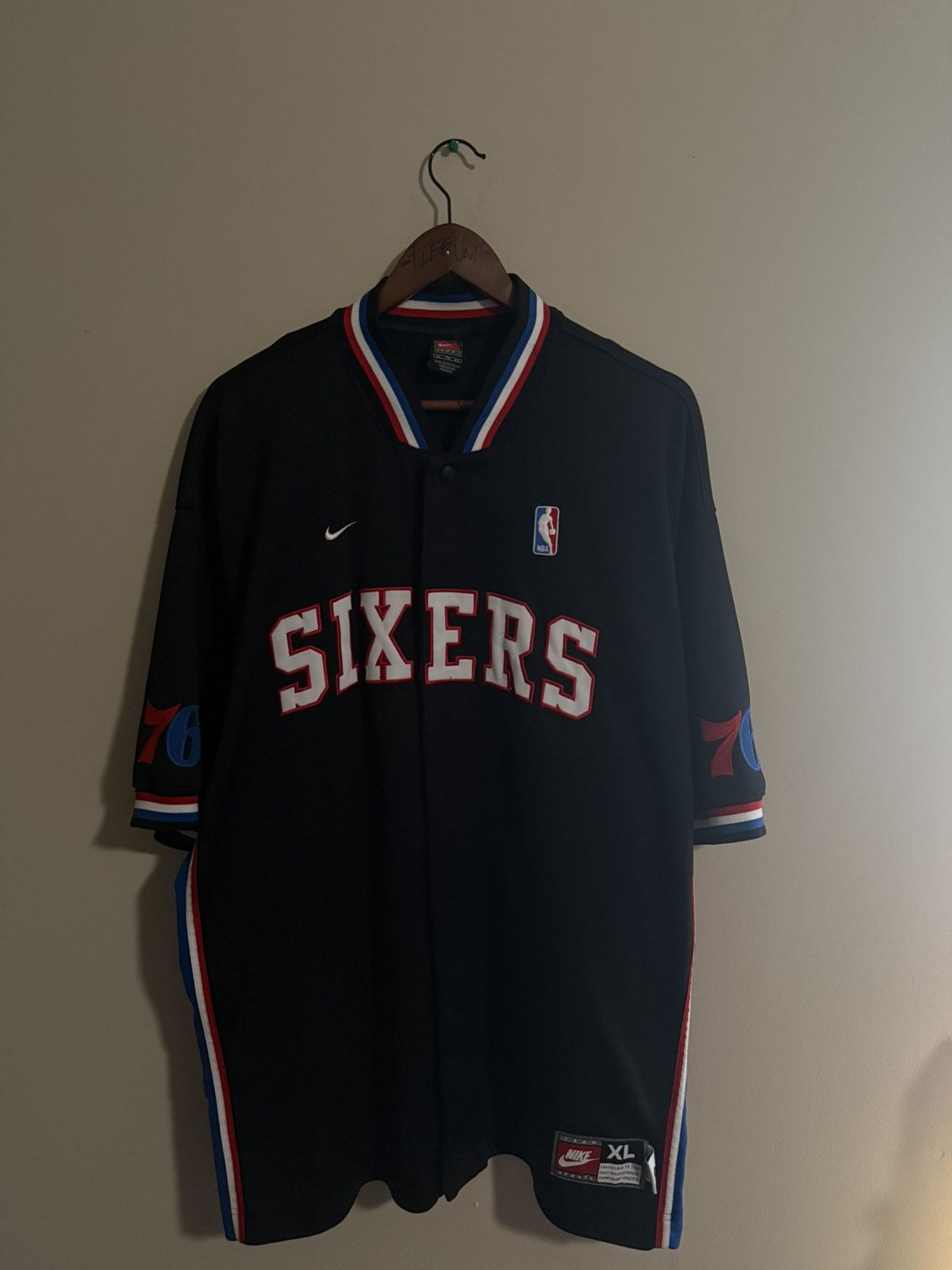 NBA Vintage Philadelphia 76ers Warmup Nike Button Up Jersey Size US XXL / EU 58 / 5 - 2 Thumbnail