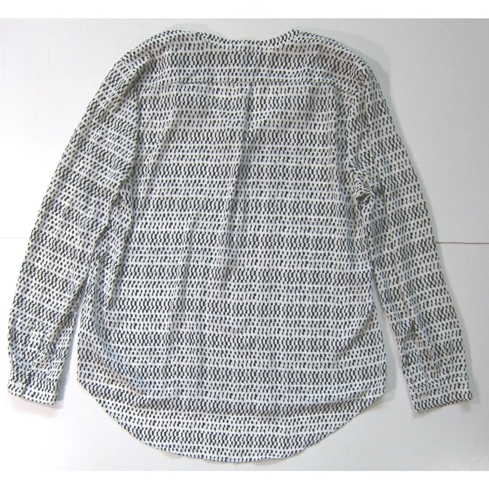 Anthropologie VINTAGE Lumiere Anthropologie Black White Geometric Long Sleeve V-Neck Blouse Large Size L / US 10 / IT 46 - 2 Thumbnail
