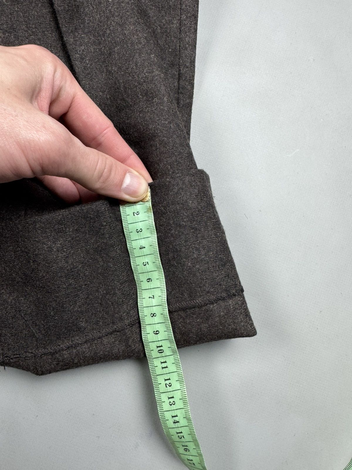 Gucci Gucci Wool/Cashmere dress pants size 44 Size US 32 / EU 48 - 10 Thumbnail