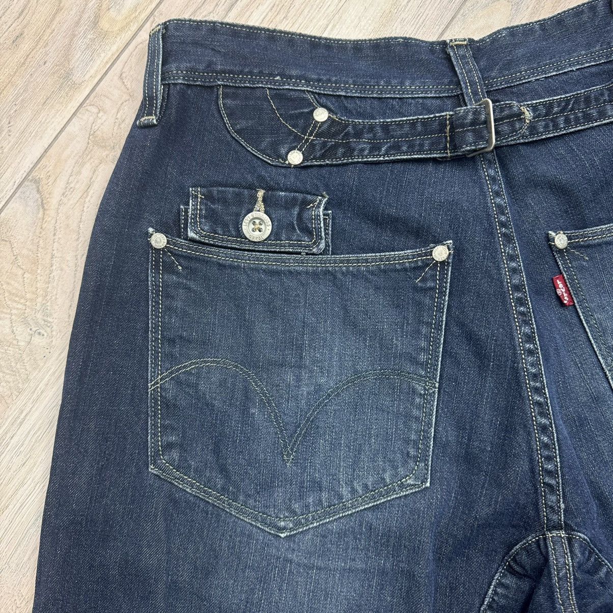 Levi's Rare Levi’s Y2K 3D Cinch Back Avant Garde Denim 3/4 Shorts Size US 30 / EU 46 - 17 Thumbnail
