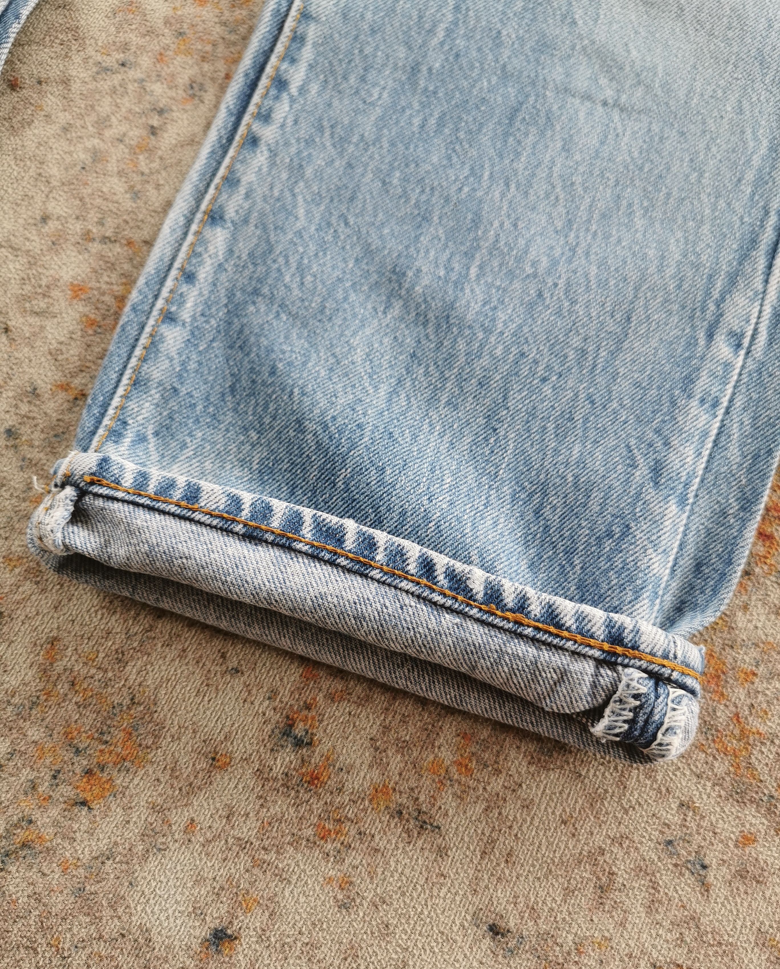 Levi's 90s Light Wash Vintage Levi's 501 Jeans USA 28x28 Denim Size US 28 / EU 44 - 6 Thumbnail