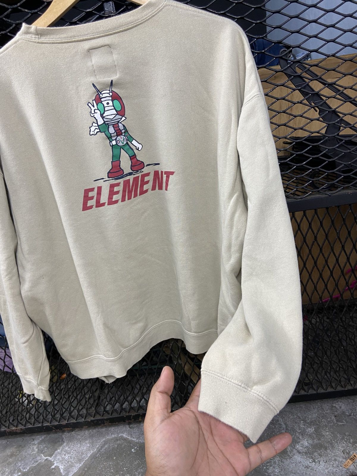 Anime × Element × Other ❤️‍🔥SEND OFFER❤️‍🔥Element Skate X Kamen Rider Sweatshirt Size L / US 10 / IT 46 - 5 Thumbnail