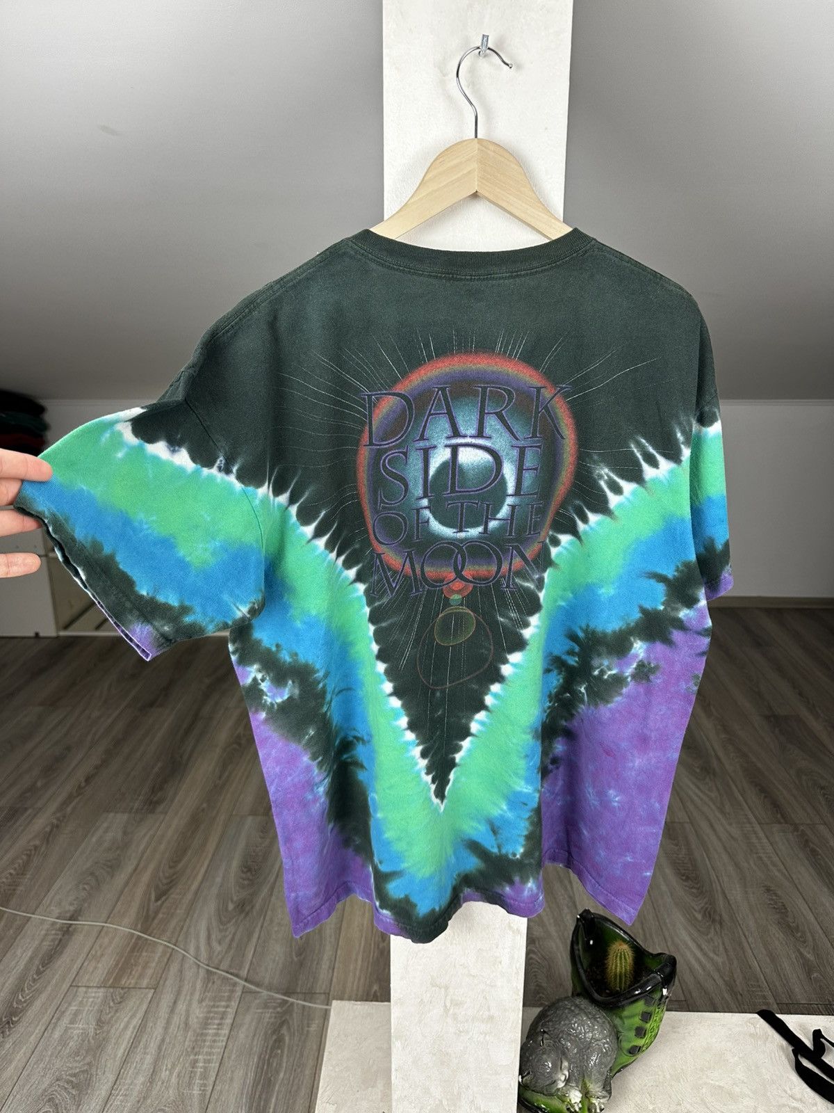 Liquid Blue Pink Floyd Dark Side Of The Moon T-Shirt Vintage 2004 Size US XL / EU 56 / 4 - 2 Thumbnail