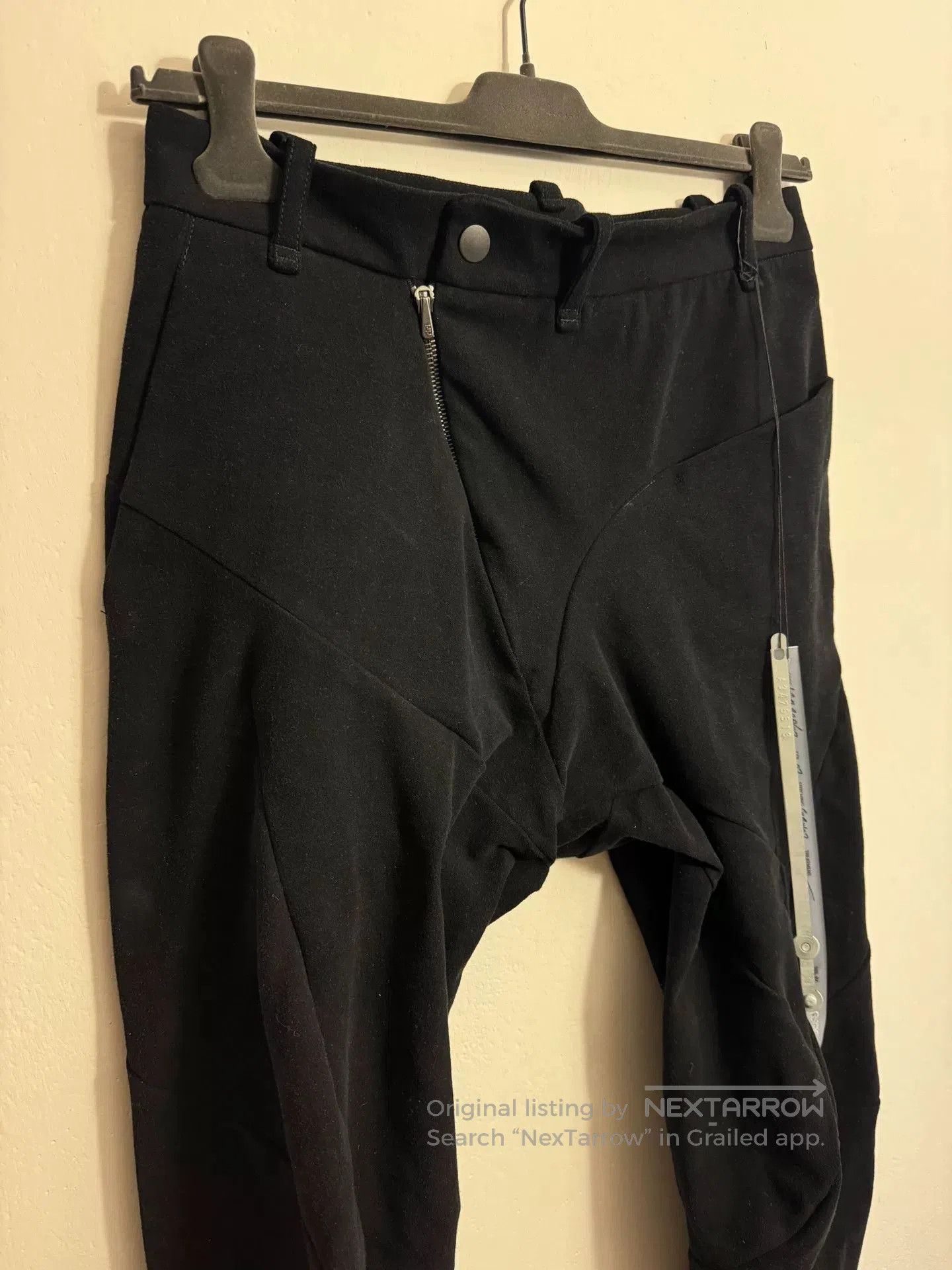Leon Emanuel Blanck Leon Emanuel Blanck Black 3D Flared Pants. Size US 34 / EU 50 - 1 Thumbnail