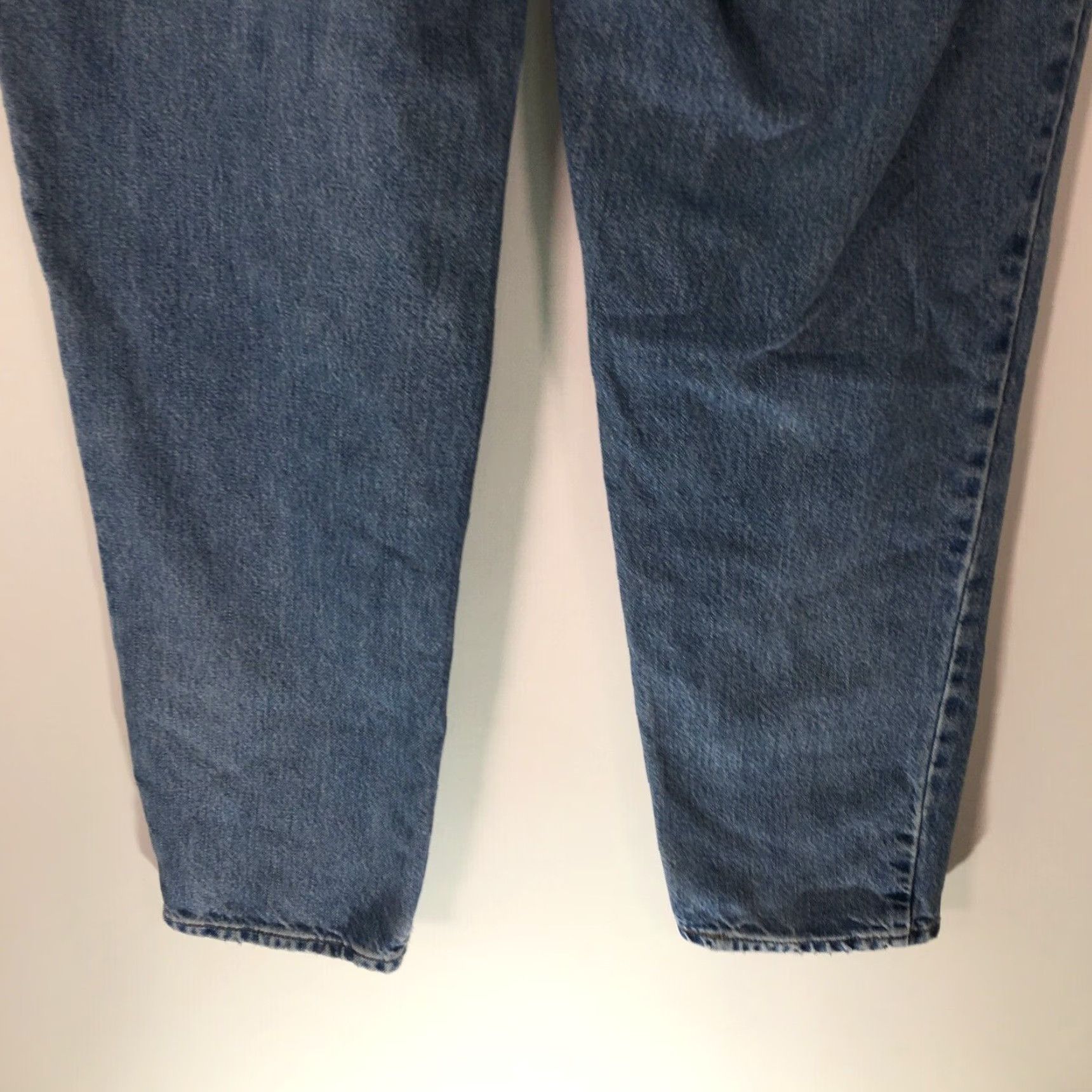 Levi's Levi's 550 Jeans - Men - Straight Leg - Regular - Size 34x30 - Medium Blue Denim - Belt Loops - Cotton - 34 Waist 30 Inseam - Vintage Classic Style Size US 34 / EU 50 - 4 Thumbnail