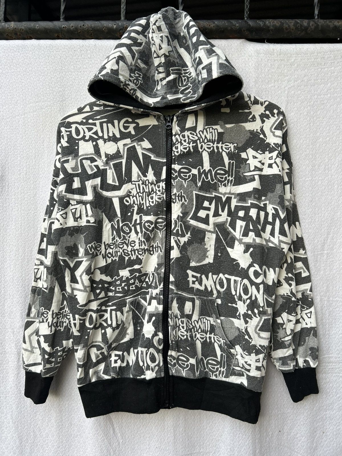 Japanese Brand × Vintage Japanese Space Opera Printed Zip Hoodie Ifsixwasnine Kmrii Size US M / EU 48-50 / 2 - 2 Thumbnail