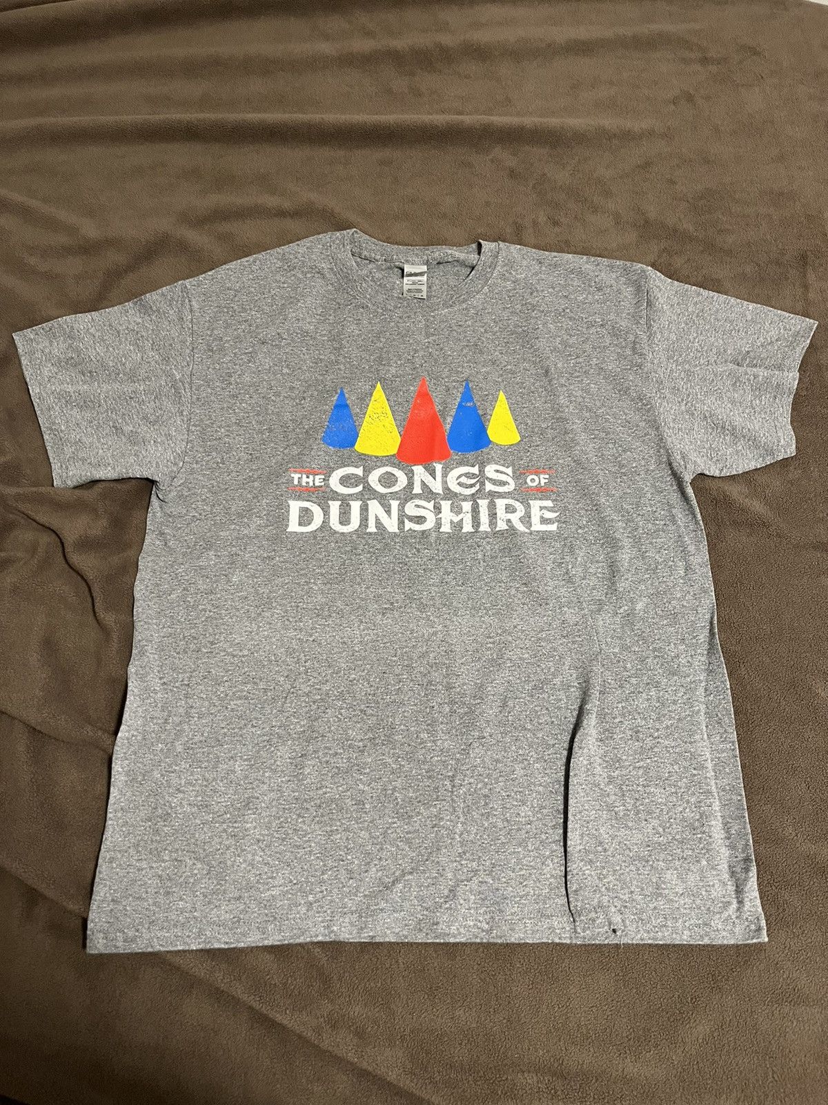 Gildan The Cones of Dunshire Graphic Tee Tshirt Size Large New Size US L / EU 52-54 / 3 - 1 Thumbnail