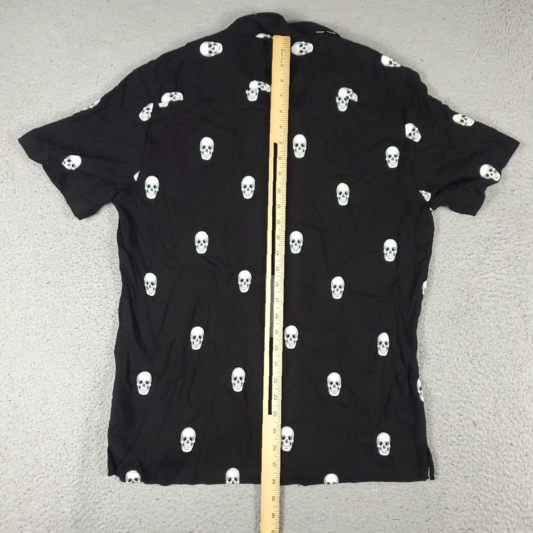 Vintage Denim & Flower Button-Up Shirt Mens Medium Black Geometric All Over Print Camp Collar Size US M / EU 48-50 / 2 - 3 Thumbnail