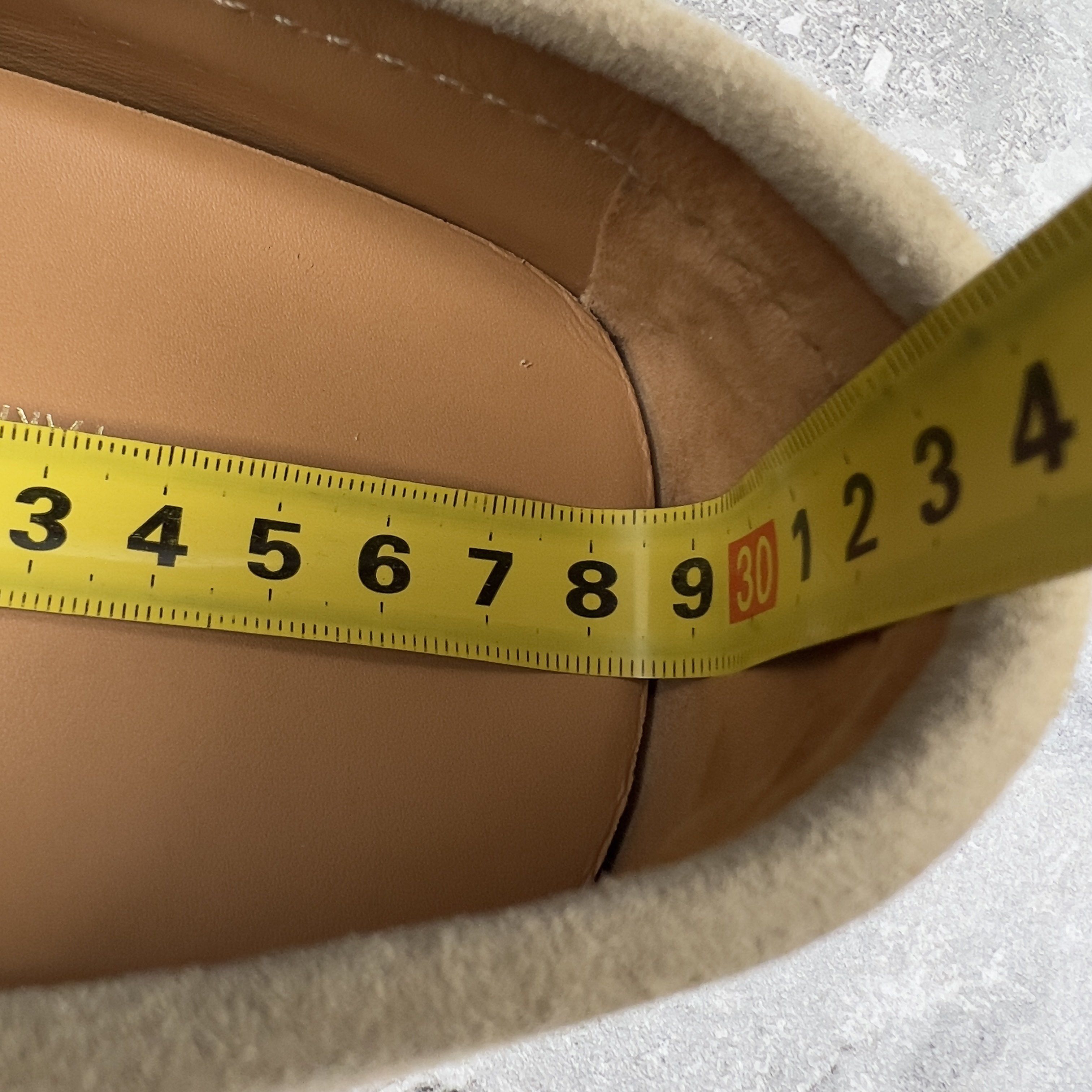 Louis Vuitton LV Driver Moccasins Beige Suede Size US 9 / EU 42 - 12 Thumbnail