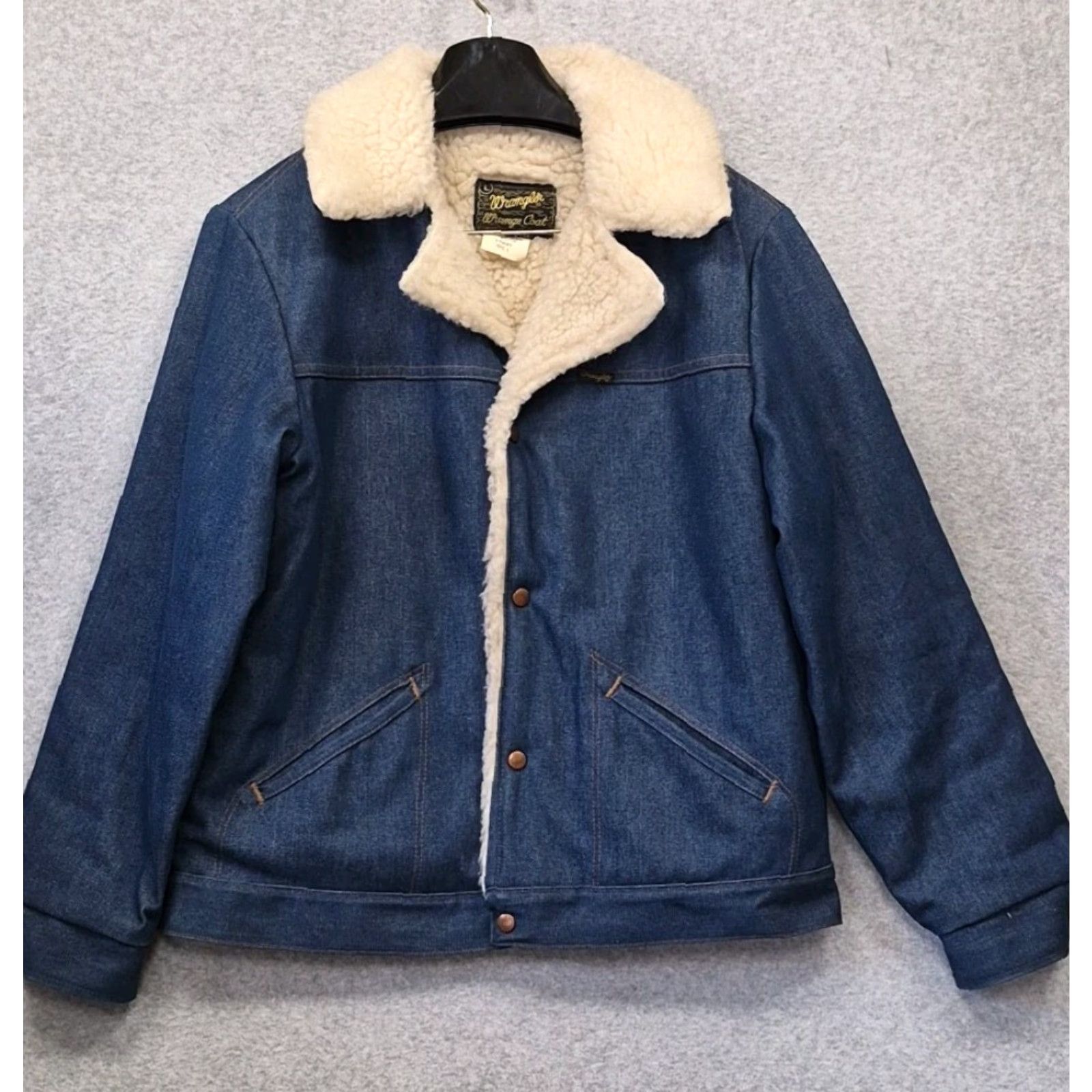 Wrangler VINTAGE Wrangler Jacket Coat Womens Large Blue Denim Sherpa Lined 90s USA GUC Denim Jacket Western Retro Shirt? Size L / US 10 / IT 46 - 2 Thumbnail