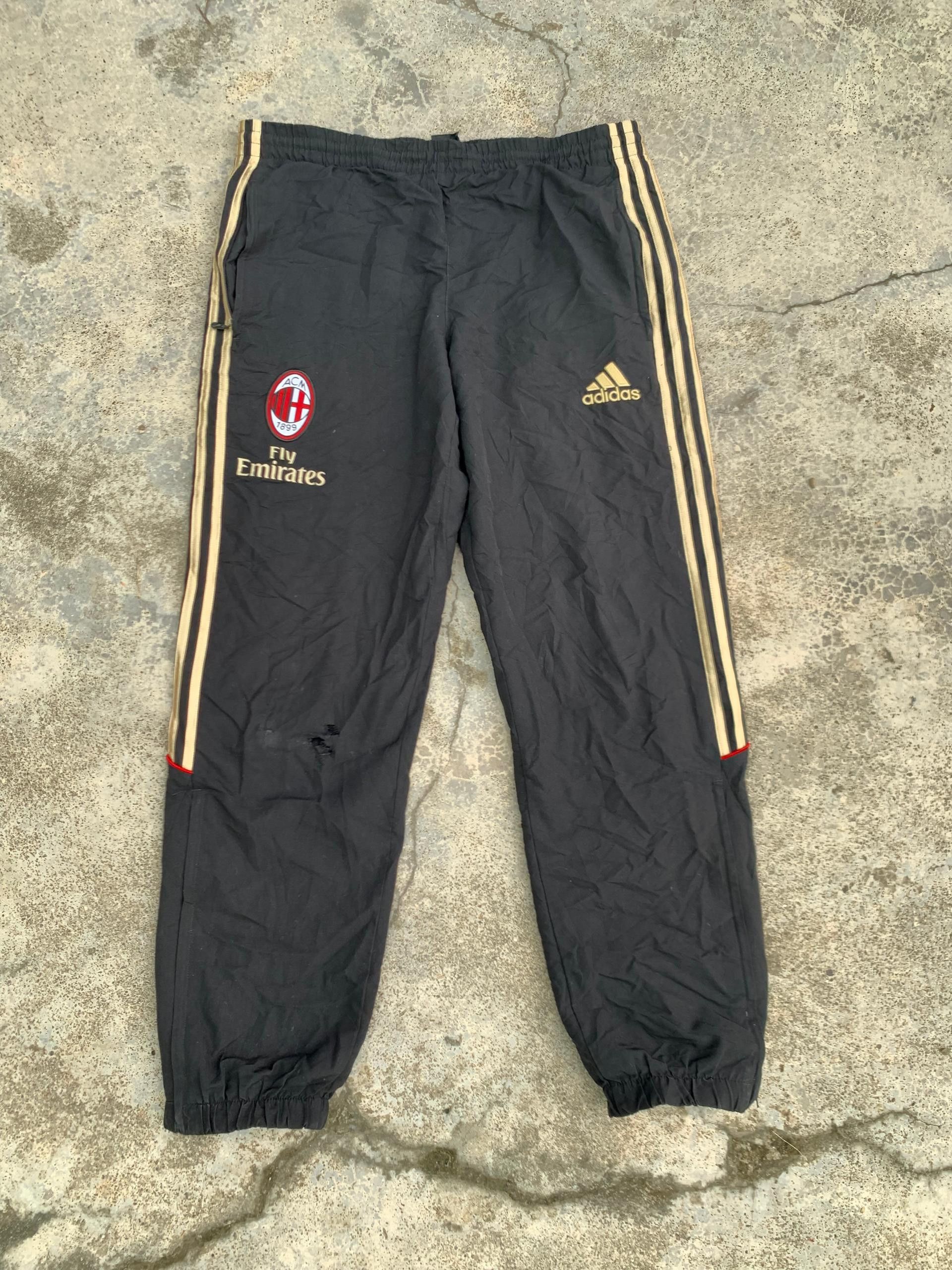 Adidas Vintage Ac Milan Adidas Soccer Pants Joggers Size US 32 / EU 48 - 1 Thumbnail
