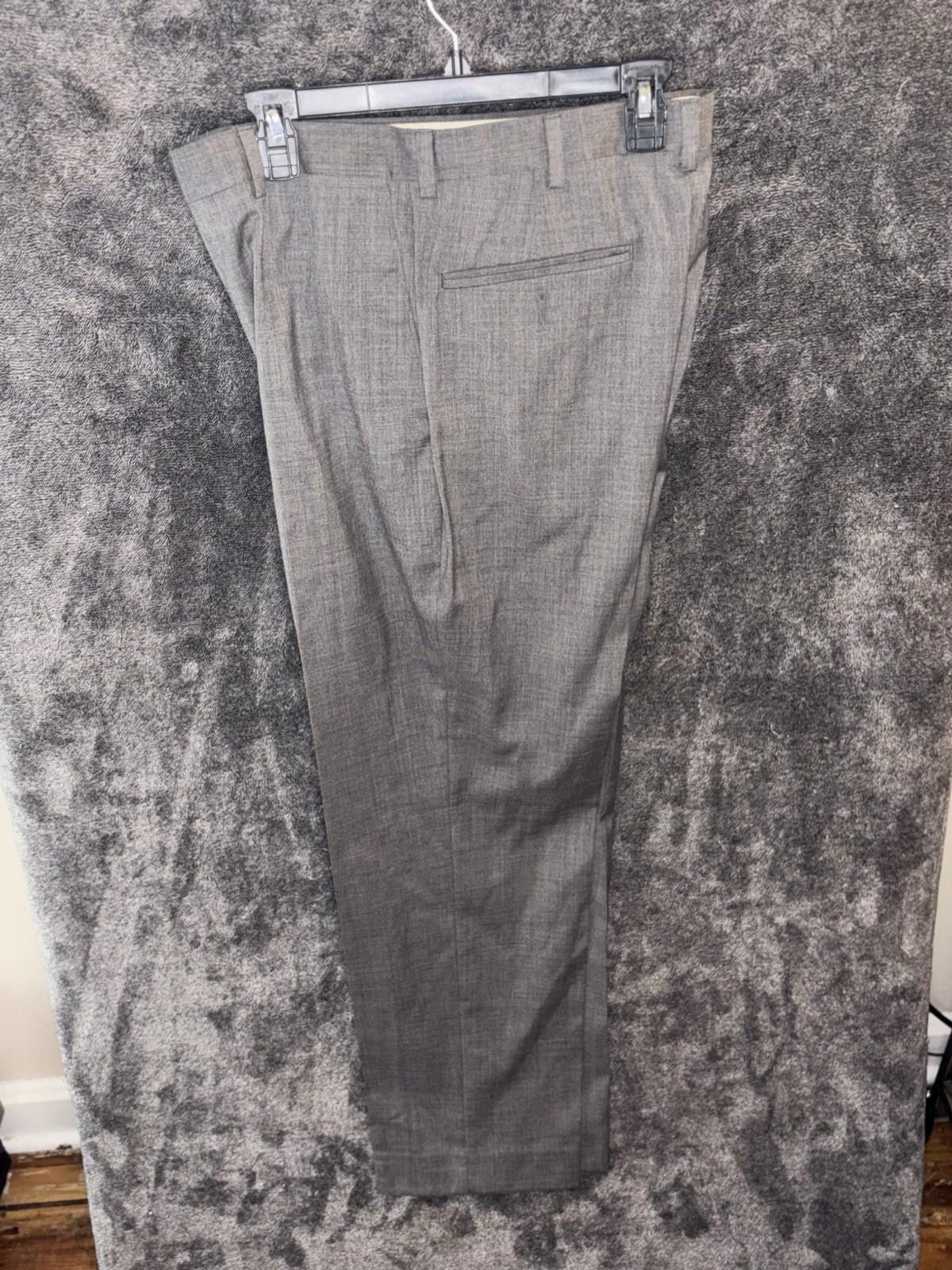 Blundstone Roundtree & Yorke Gray Pleated Dress Pants 33x32 Wool Blend Size US 33 - 2 Thumbnail