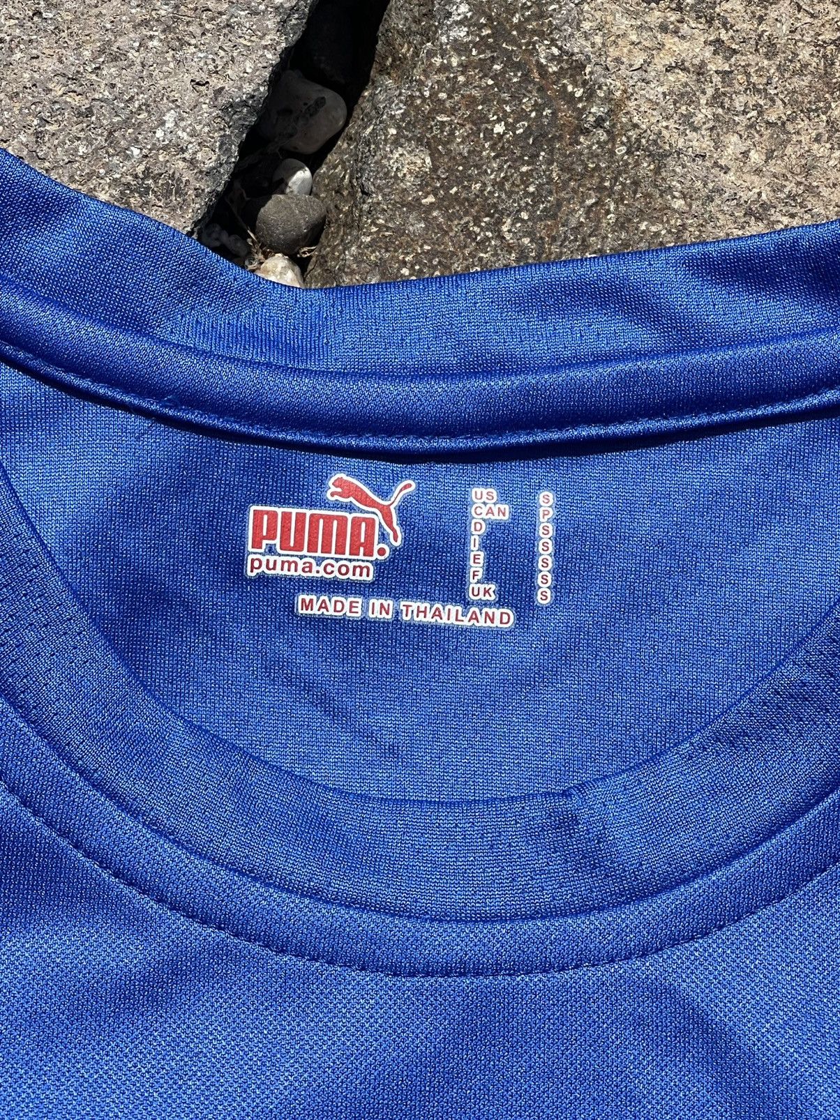 Neil Barrett × Puma 2005 Puma Italy Vintage soccer jersey Neil Barrett Italia Size US S / EU 44-46 / 1 - 9 Thumbnail