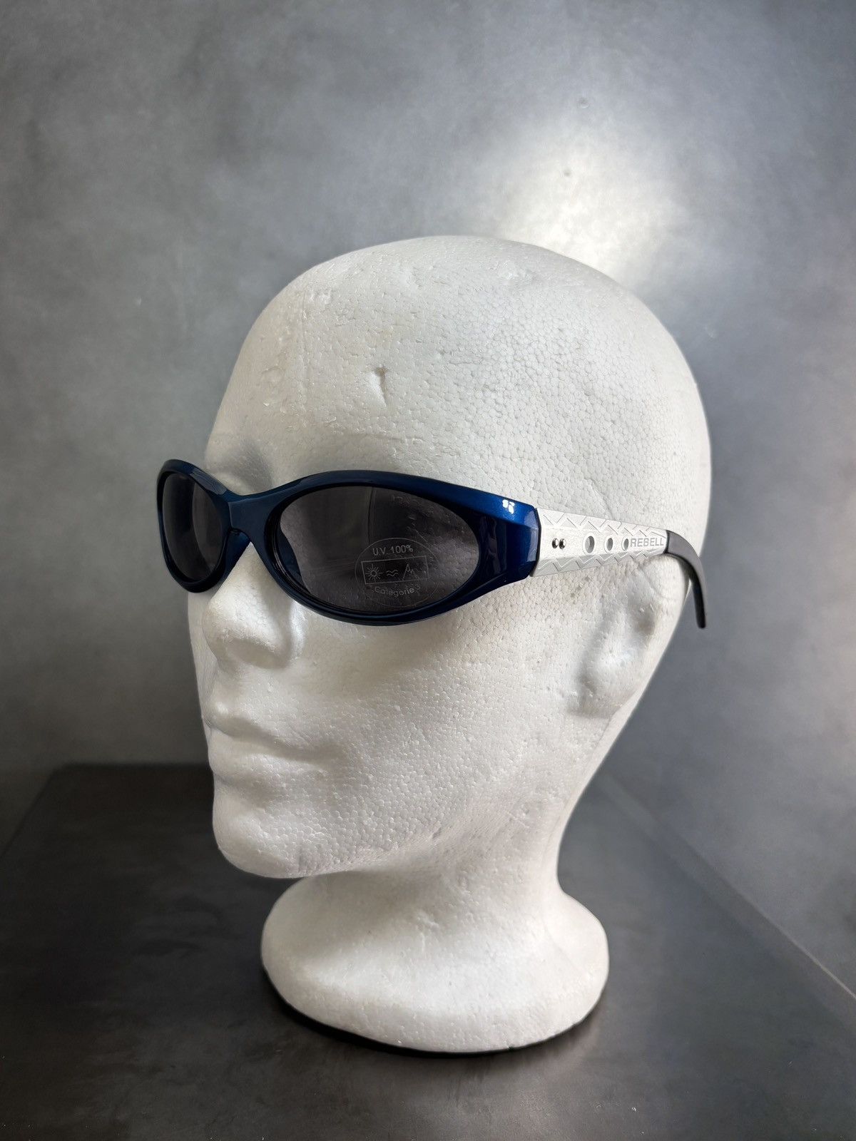 Japanese Brand × Vintage 2000s Rebell Sporty Sunglasses Diesel Look Vintage Y2K Cutie Size ONE SIZE - 5 Thumbnail