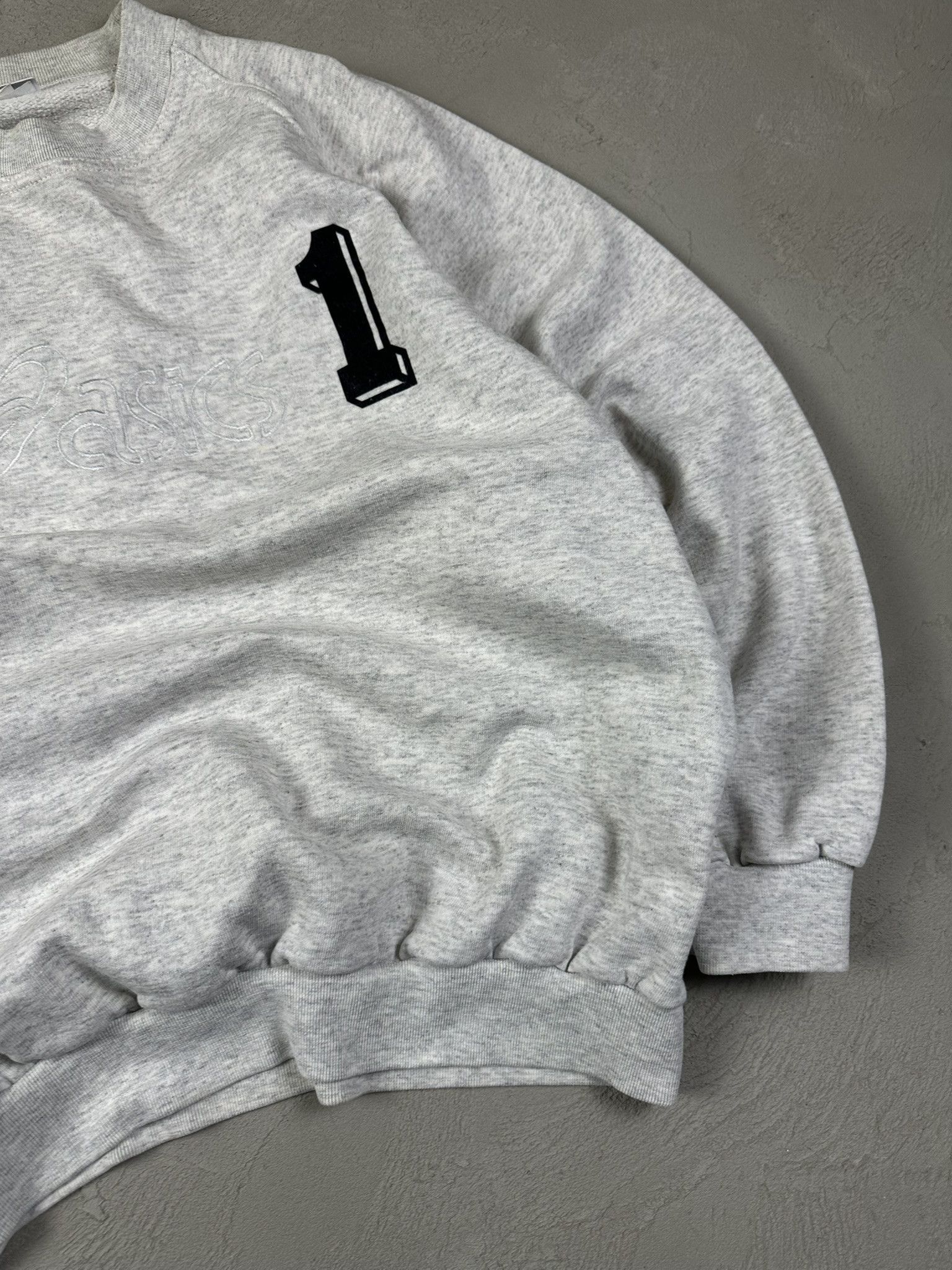 Asics 80s Vintage Acisc Spellout Logo "1" Boxy Crewneck Japan Size US XL / EU 56 / 4 - 10 Thumbnail
