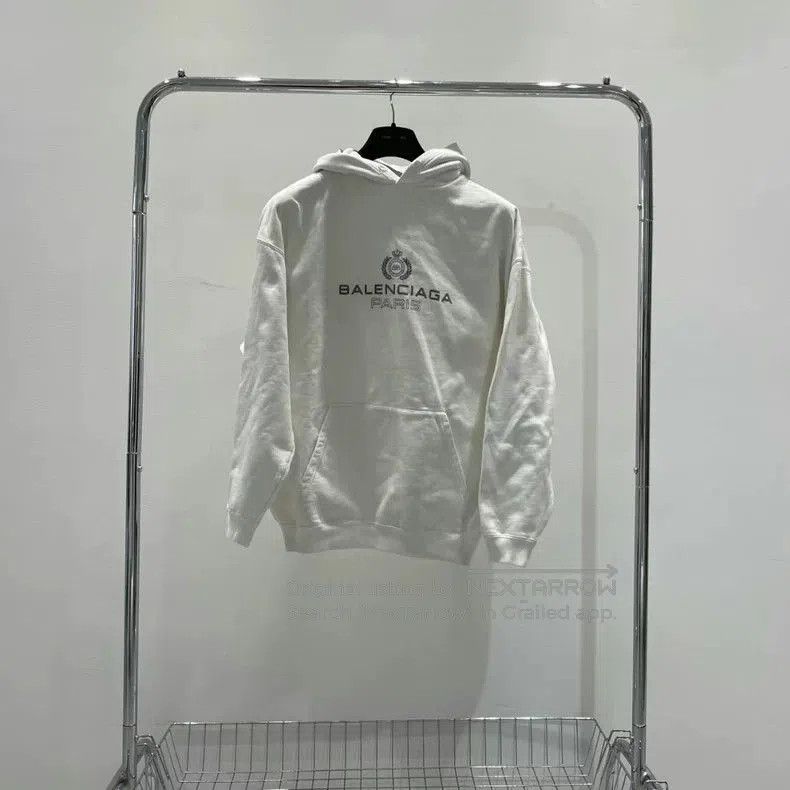 Balenciaga Balenciaga White Crown Print Hoodie. Size US M / EU 48-50 / 2 - 1 Thumbnail