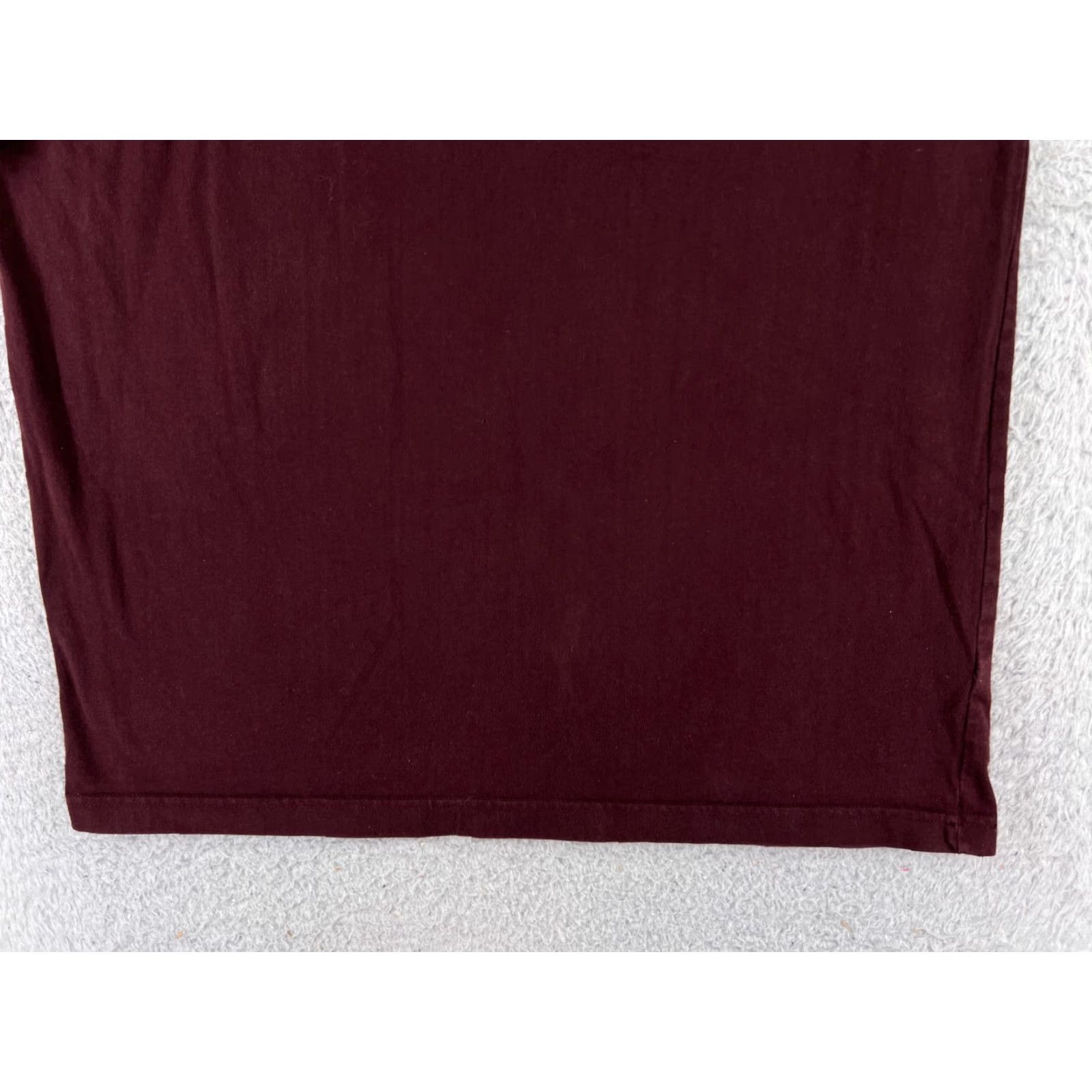 Tommy Hilfiger VINTAGE Tommy Hilfiger Shirt Men’s L Red Stripe Crew Neck 100% Cotton Logo All Seasons Short Sleeve - Mens Size US L / EU 52-54 / 3 - 5 Thumbnail