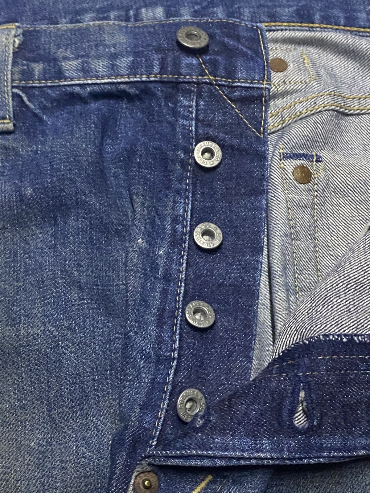 Levi's Vintage Levis 702xx Big E Japan Buckle Back Destroy Baggy Size US 35 - 13 Thumbnail