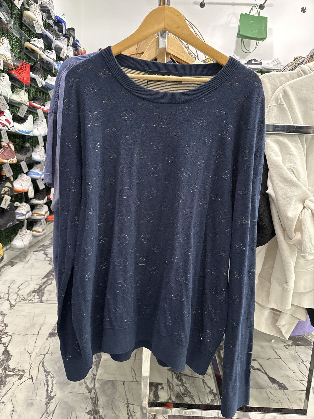Louis Vuitton Louis Vuttion cashmere drop needle monogram LS Size US XXL / EU 58 / 5 - 2 Thumbnail