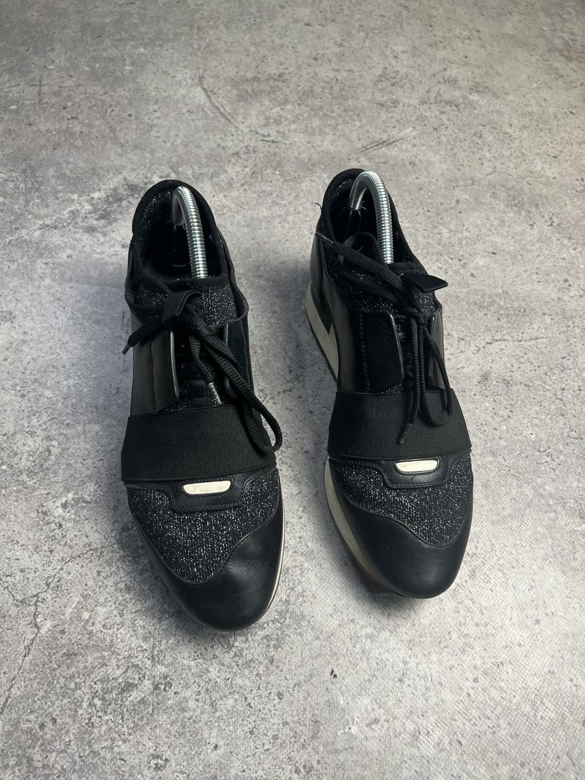 Balenciaga Balenciaga Race Runner leather low shoes made in Italy Size US 7 / EU 40 - 2 Thumbnail