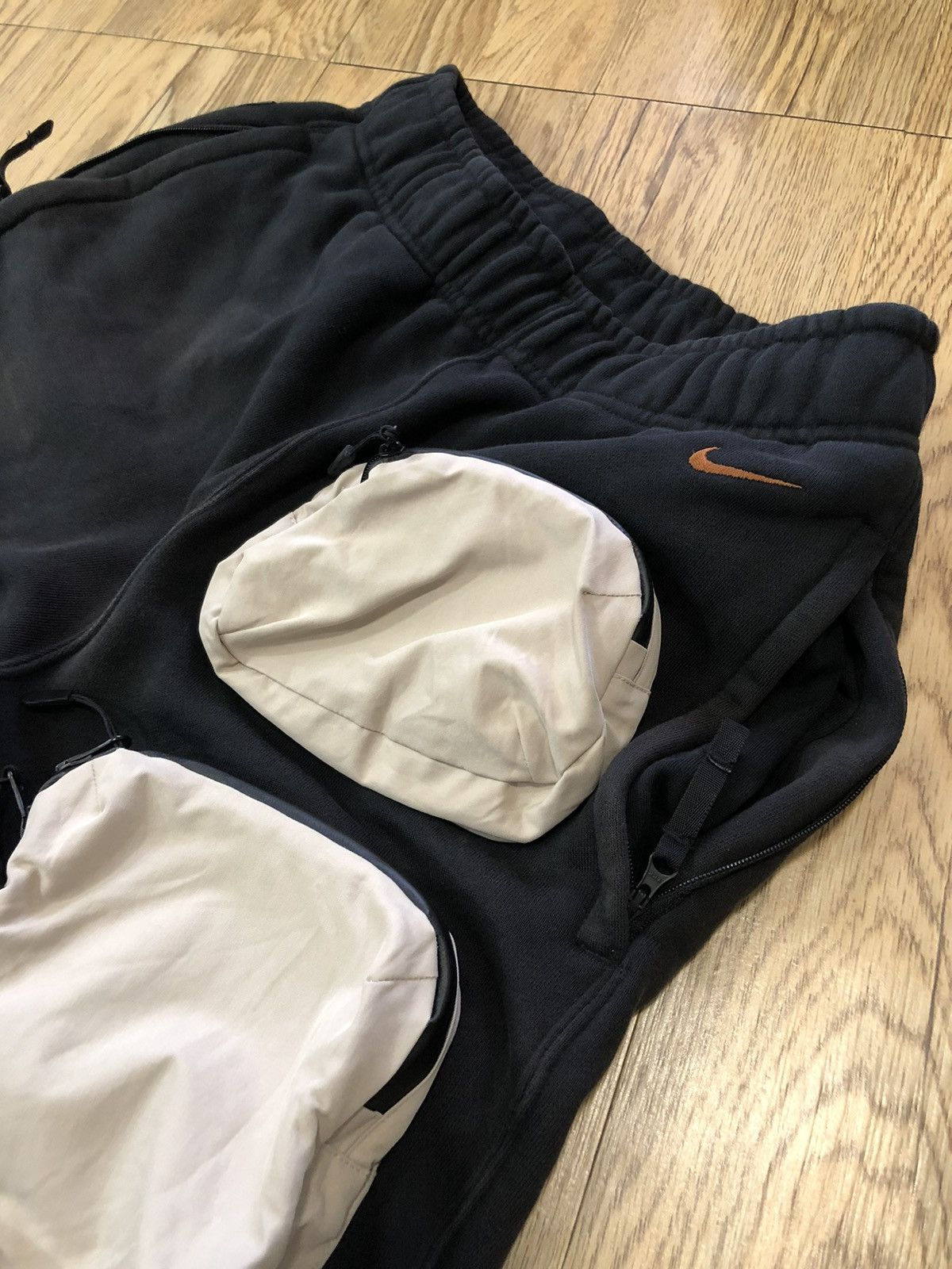 Nike × Travis Scott Nike Cactus Jack cargo sweatpant Size US 29 - 6 Thumbnail
