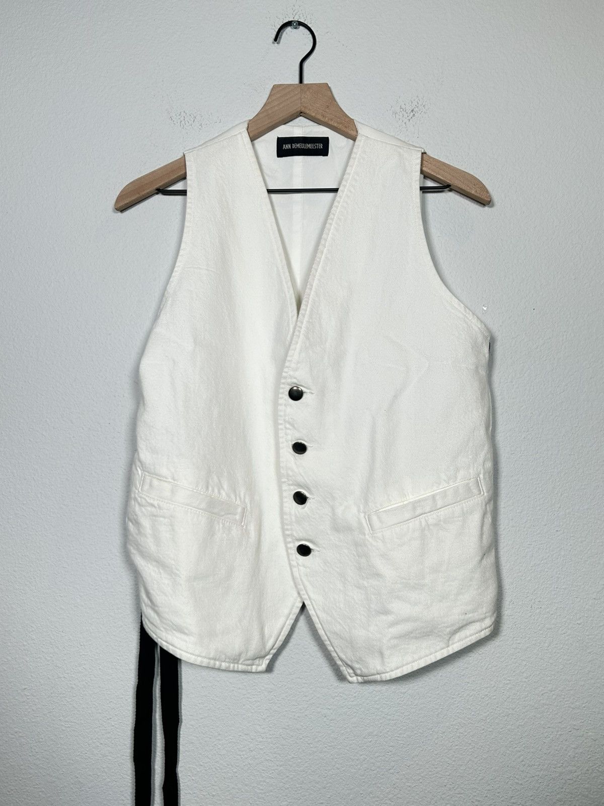 Ann Demeulemeester SS22 Bondage Strap Button Waist Coat Size US S / EU 44-46 / 1 - 1 Thumbnail