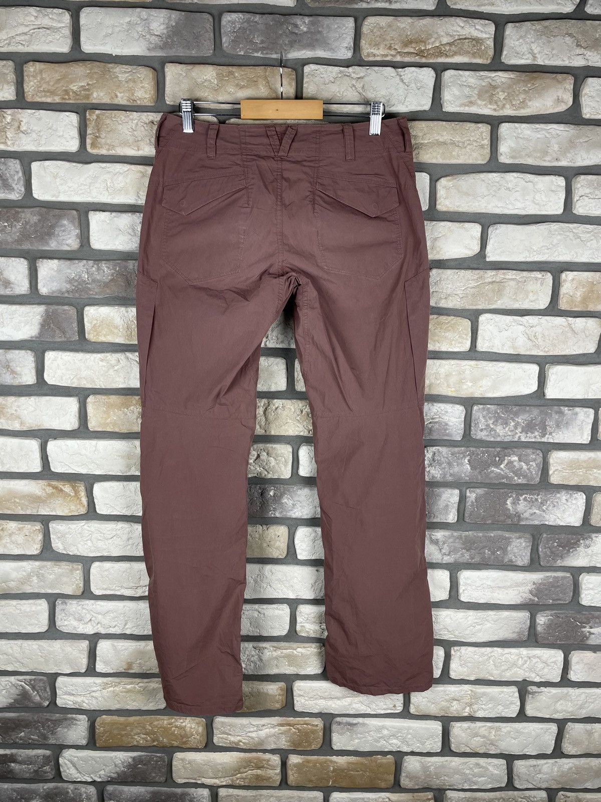 Arc'teryx × Designer Arcteryx arc’teryx pants shorts leggings Size 25" / US 0 / IT 36 - 9 Thumbnail