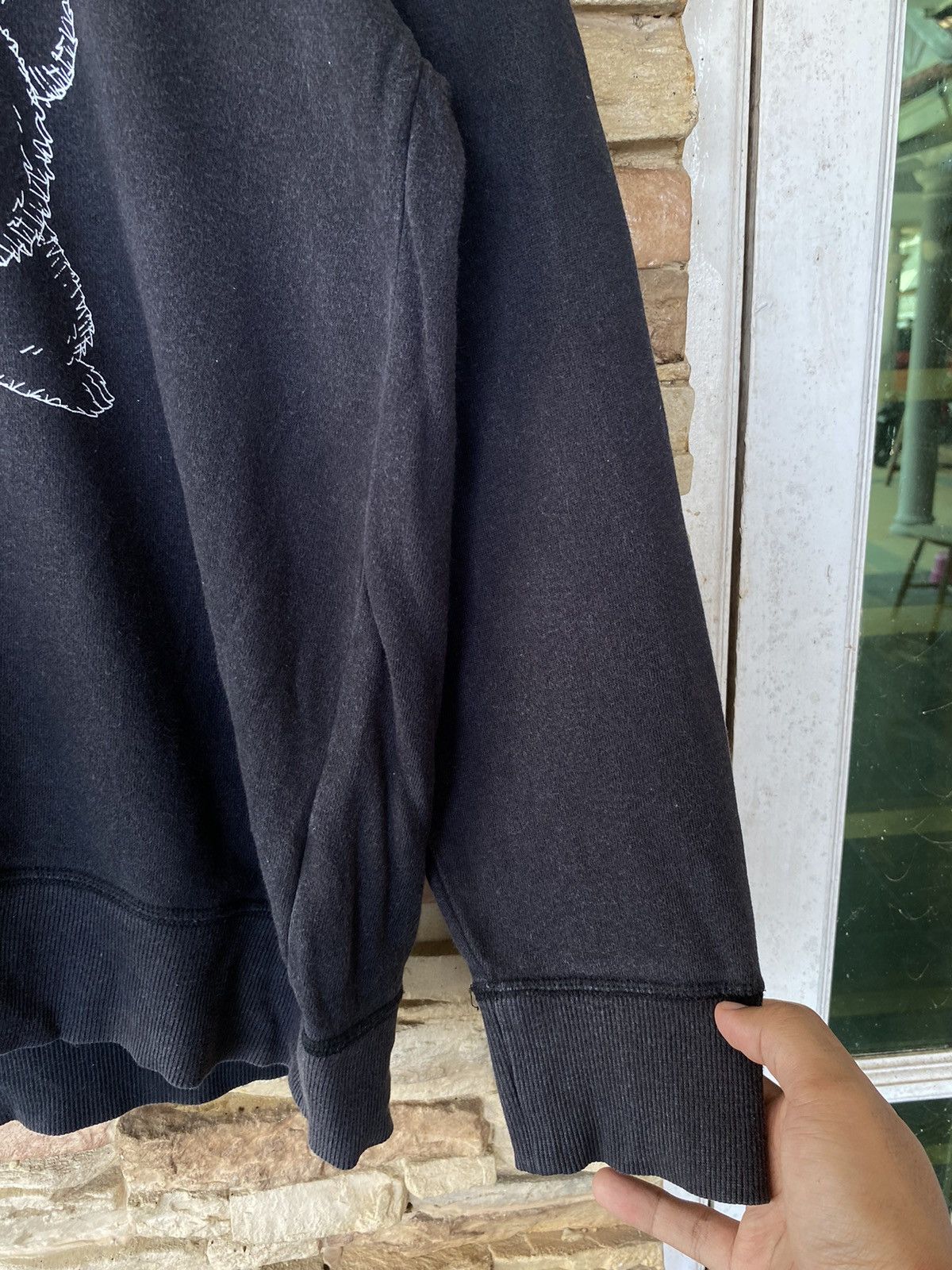 Kaws Rare Faded Kaws Uniqlo Hoodie Distressed Size US XL / EU 56 / 4 - 3 Thumbnail