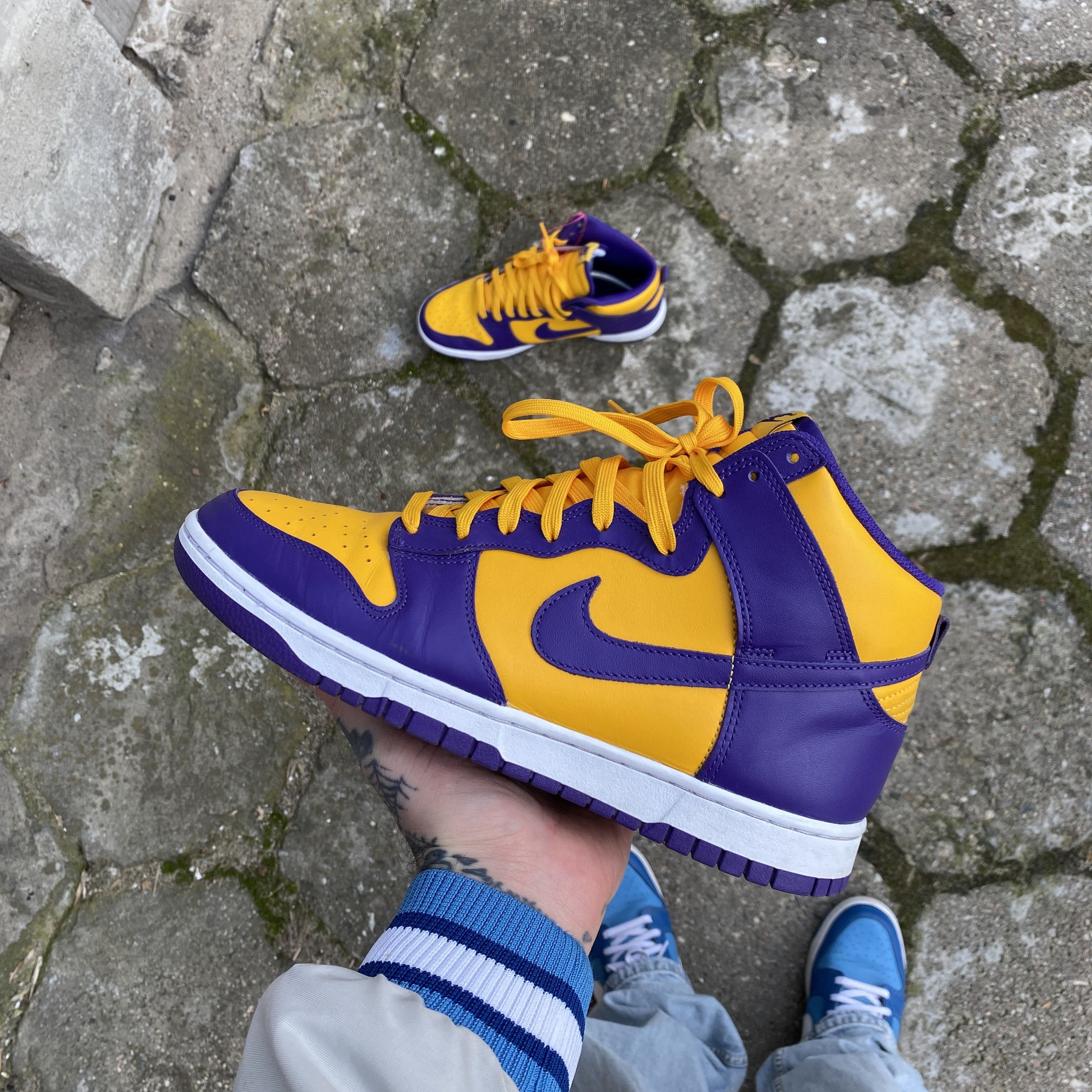 NBA × Nike Nike Dunk High LA Lakers yellow purple - us 10 Size US 10 / EU 43 - 3 Thumbnail