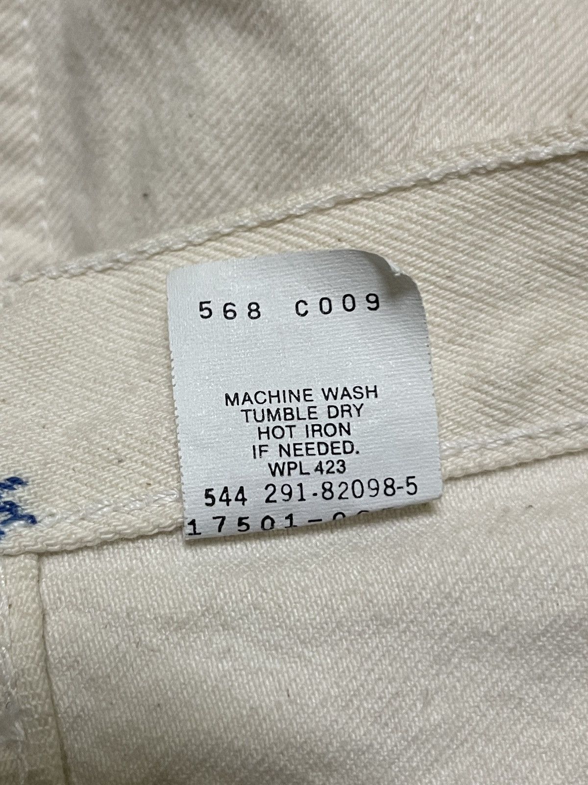 Levi's × Vintage Levi’s Curve Women Cream Jeans Size 28" / US 6 / IT 42 - 16 Thumbnail