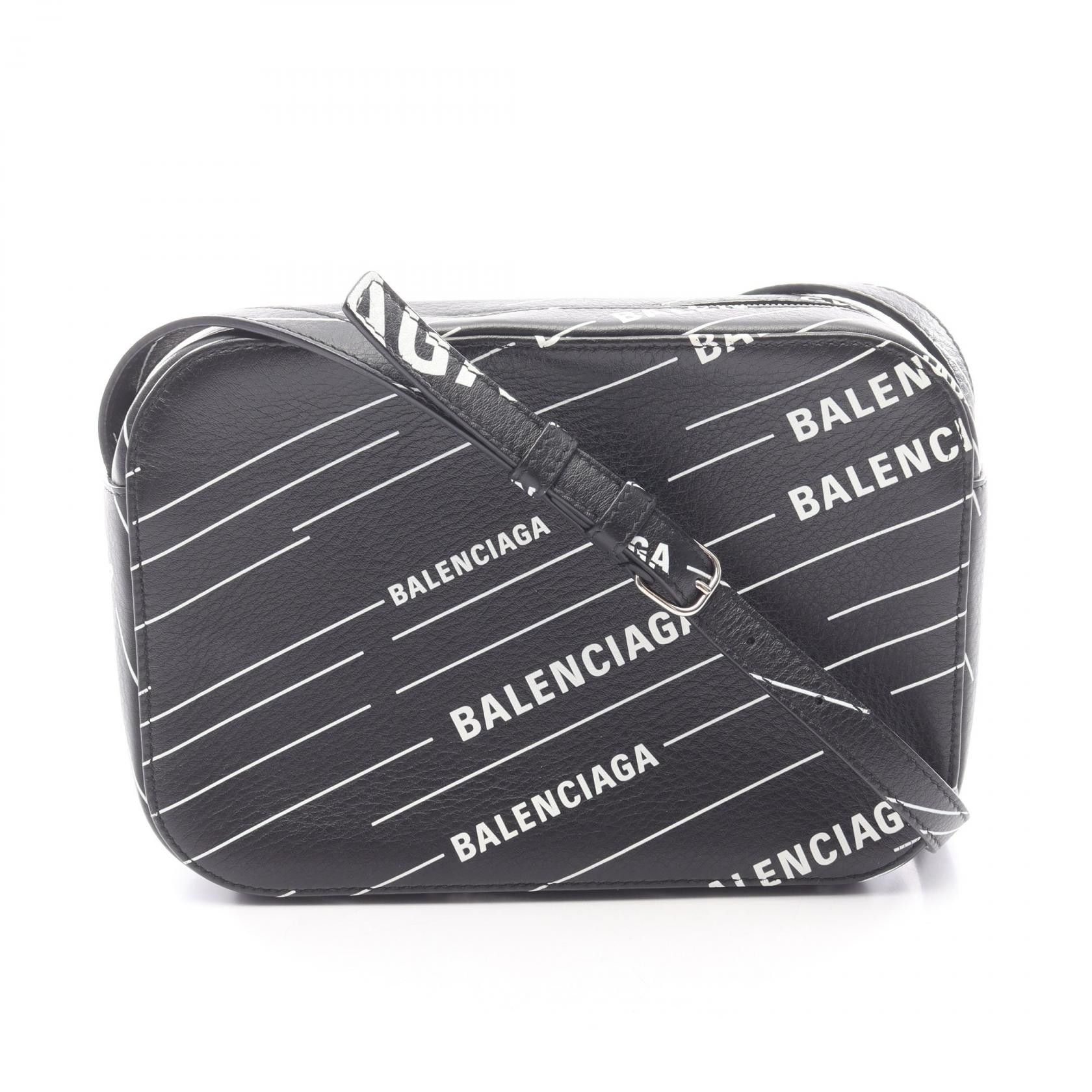Balenciaga Balenciaga Balenciaga EVERYDAY CAMERA BAG S Leather Shoulder Bag Leather Shoulder Bag 552370 DUTY FREE for USA Size ONE SIZE - 1 Thumbnail