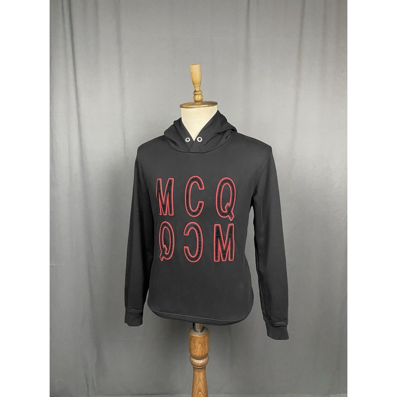 Alexander McQueen Alexander McQueen Big Logo Men's Black Hoodie Sweater Size S Size US S / EU 44-46 / 1 - 4 Thumbnail