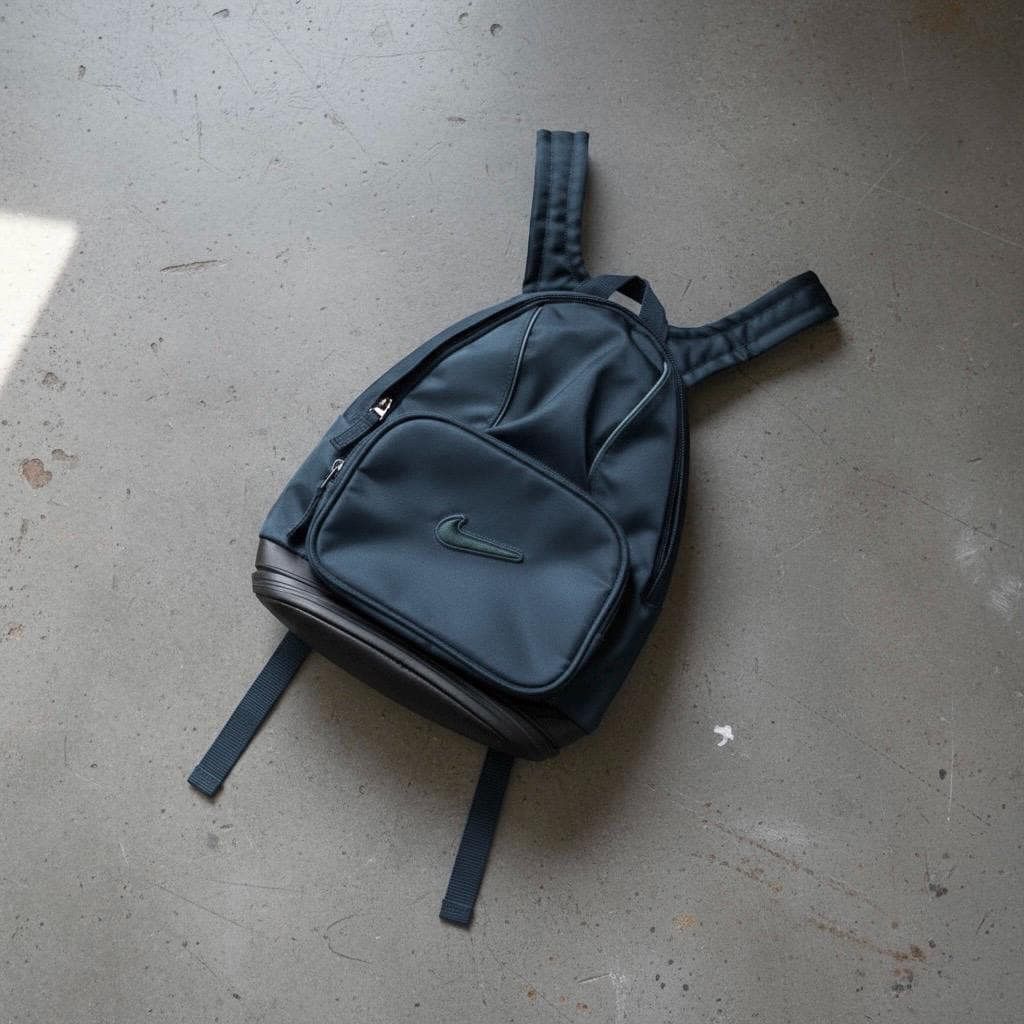 Other The Nike AirMax Sneaker Sole Backpack Size ONE SIZE - 3 Thumbnail