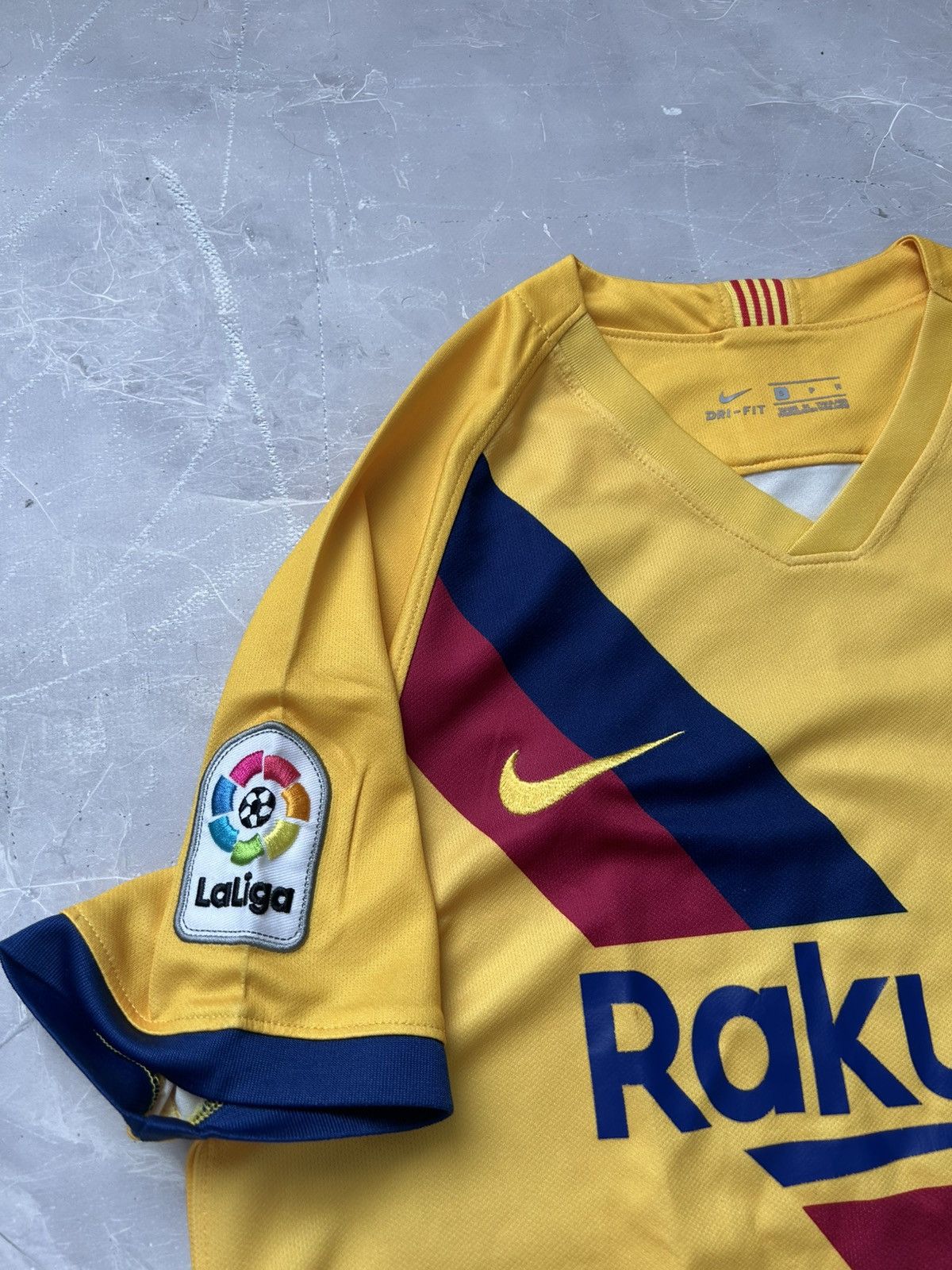 Nike Nike 2019/20 Barcelona Away Jersey #10 Messi Soccer Size US S / EU 44-46 / 1 - 5 Thumbnail