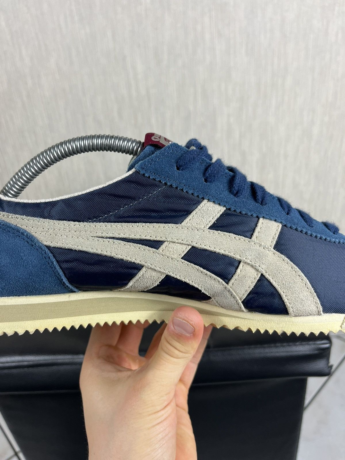 Asics Vintage OG Asics Onitsuka Tiger y2k suede sneakers shoes low Size US 10.5 / EU 43-44 - 16 Thumbnail