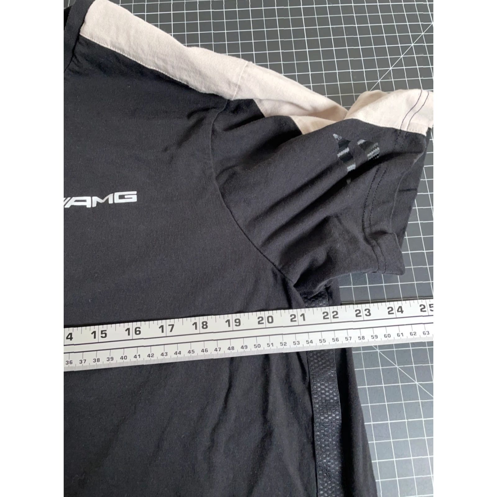 Mercedes-Benz Mercedes-Benz AMG T-Shirt Adult XL Black Gray Graphic Print Double-Sided Slim Fit Mens Size US XL / EU 56 / 4 - 5 Thumbnail