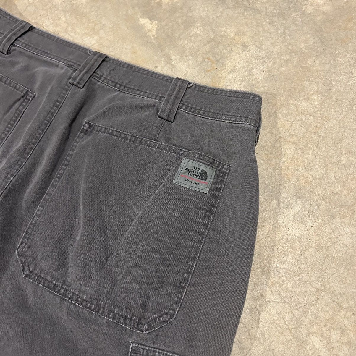 The North Face × Vintage Essential Vintage Y2K The North Face Cargo Pocket Work Pants Size US 35 - 9 Thumbnail