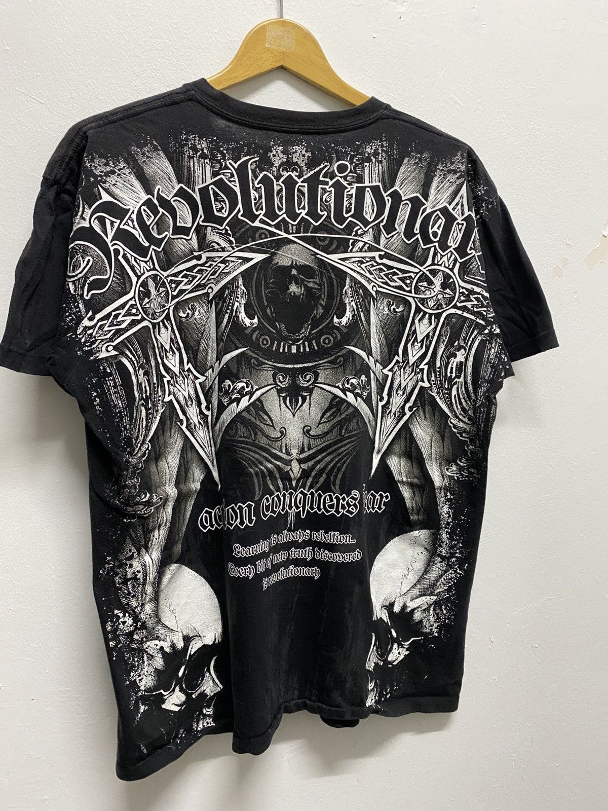 Affliction Affliction Archaic Cross & Wings Graphic Tee - Black Size US L / EU 52-54 / 3 - 3 Thumbnail