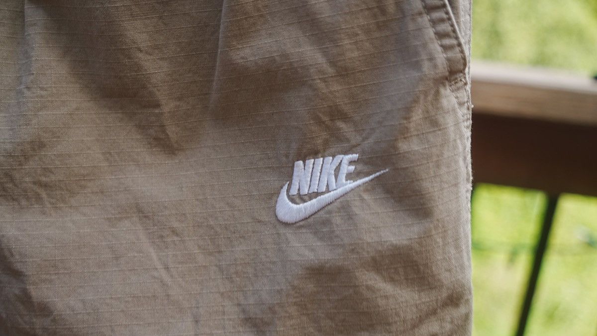 Nike Nike Cargos Size US 32 / EU 48 - 2 Thumbnail