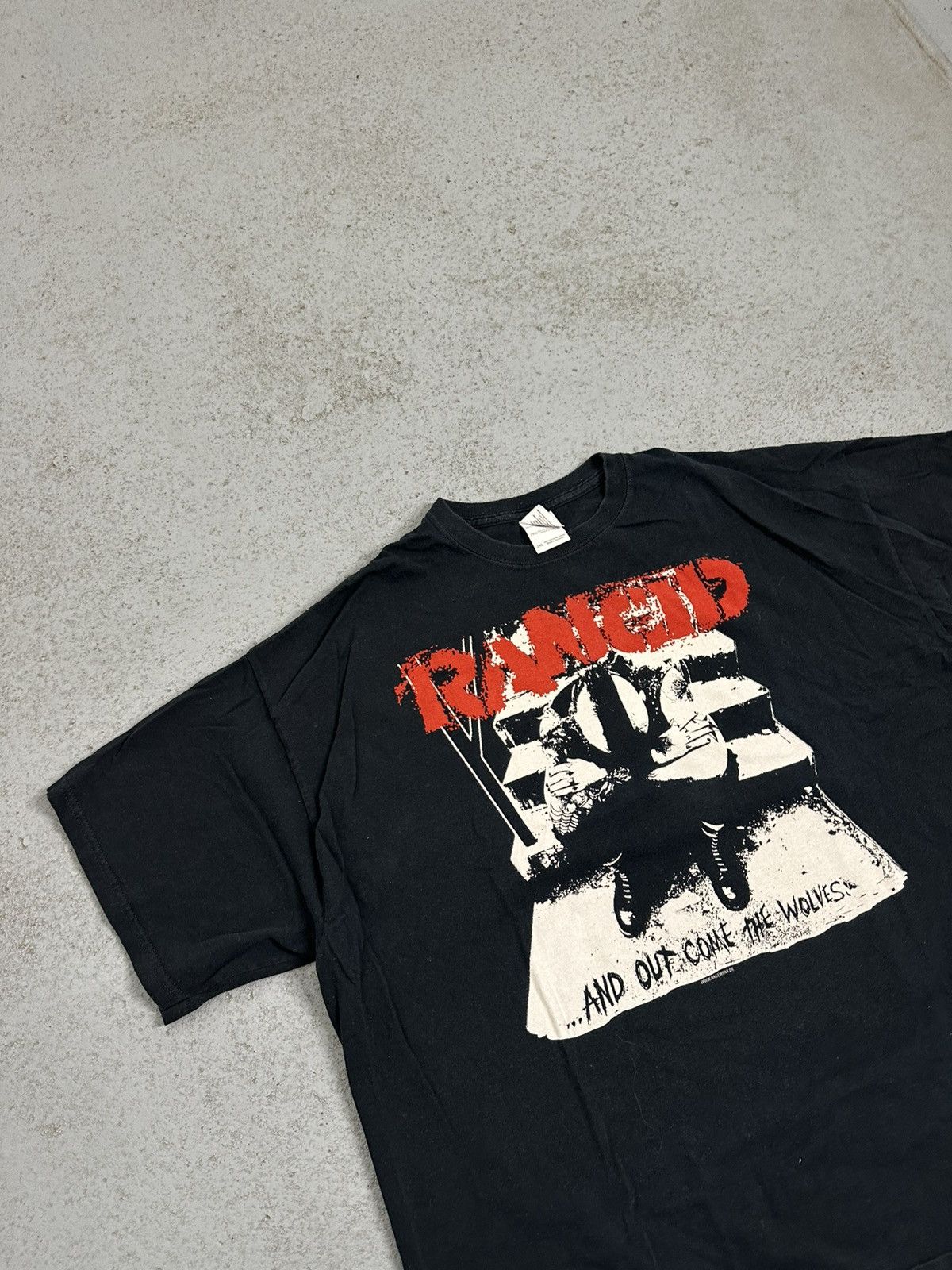 Band Tees Vintage Rancid 2005 And Out Come The Wolves Tee Size US XXL / EU 58 / 5 - 2 Thumbnail