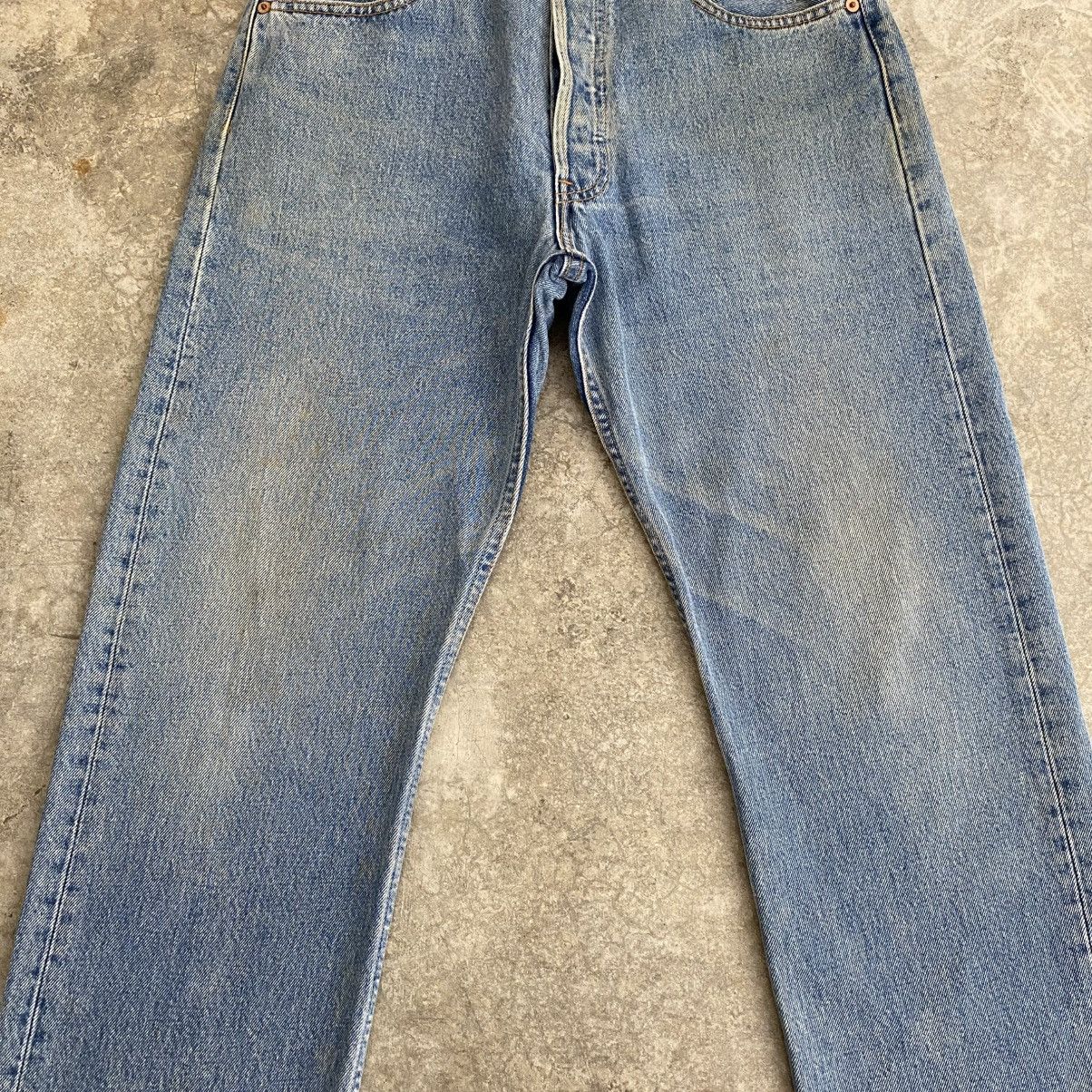 Levi's Size 31x32.5 Vintage 1997 Levis 501 Faded Blue Denim Jeans Size US 31 - 5 Thumbnail