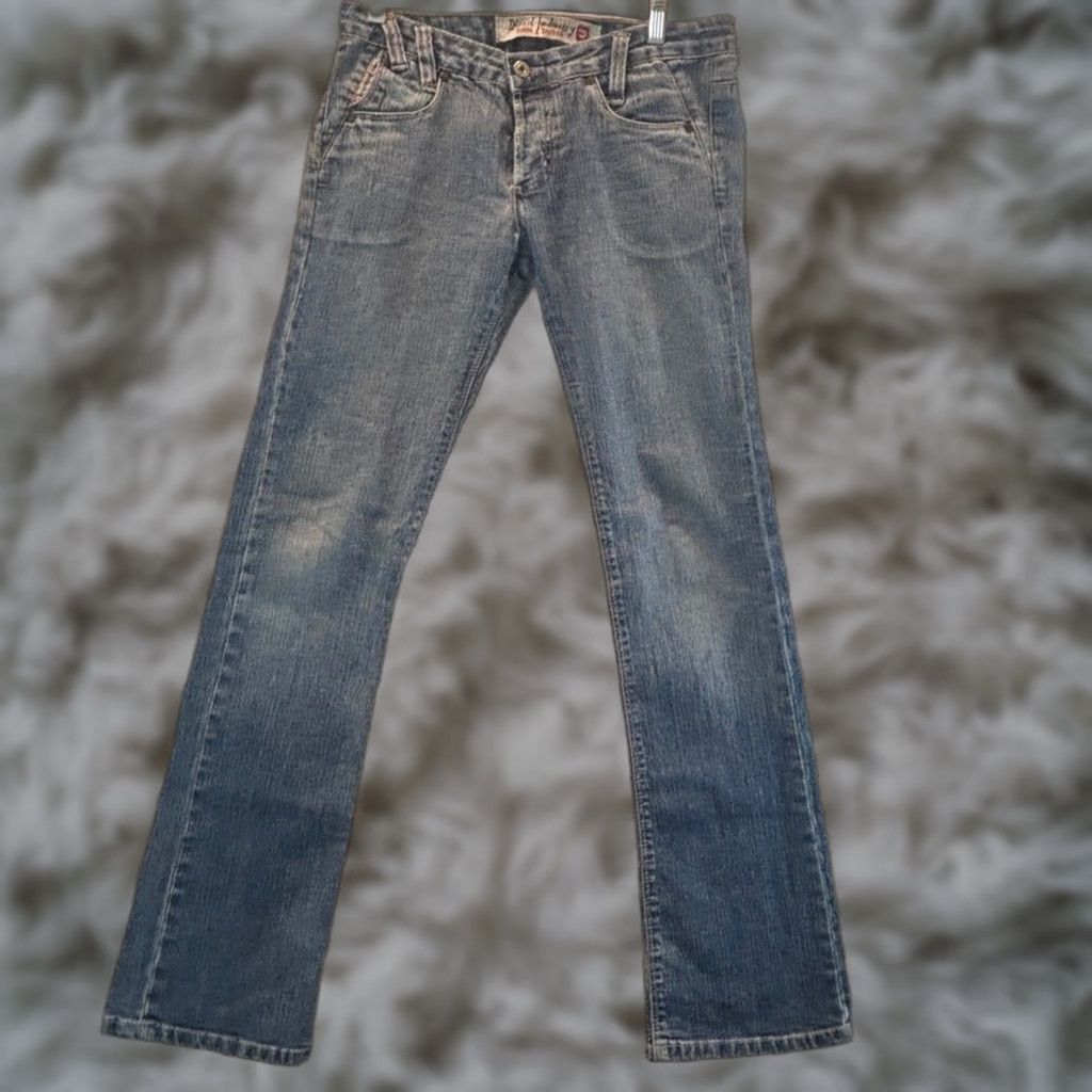 Diesel VINTAGE Diesel Denim Industry Jeans 30 Women Blue Straight Y2K Made in Italy Size 30 Regular Size 30" / US 8 / IT 44 - 1 Thumbnail