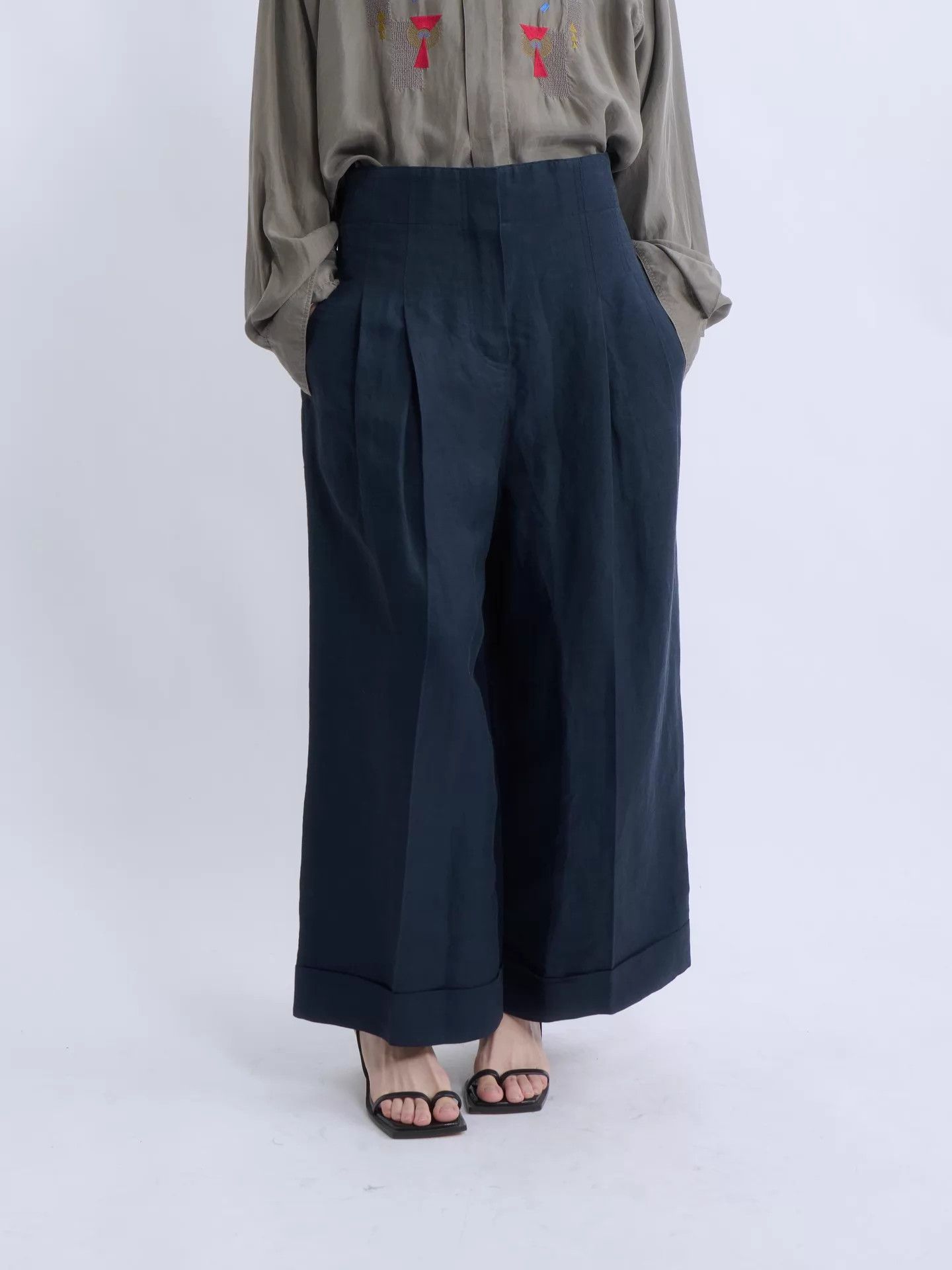 Celine CELINE by Phobe Philo Navy Linen Wide-Leg Pleated Trousers Size 26" / US 2 / IT 38 - 1 Thumbnail