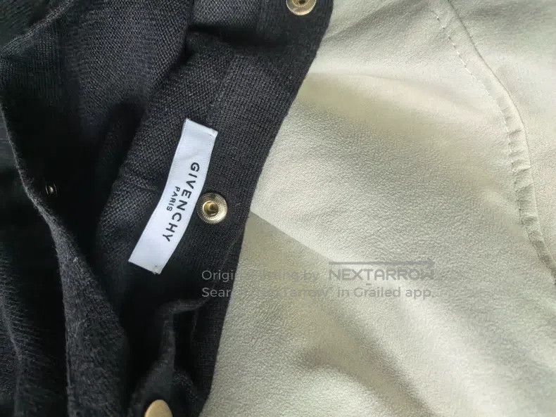 Givenchy Givenchy Loose-fit wool knitted sweater Size US S / EU 44-46 / 1 - 3 Thumbnail